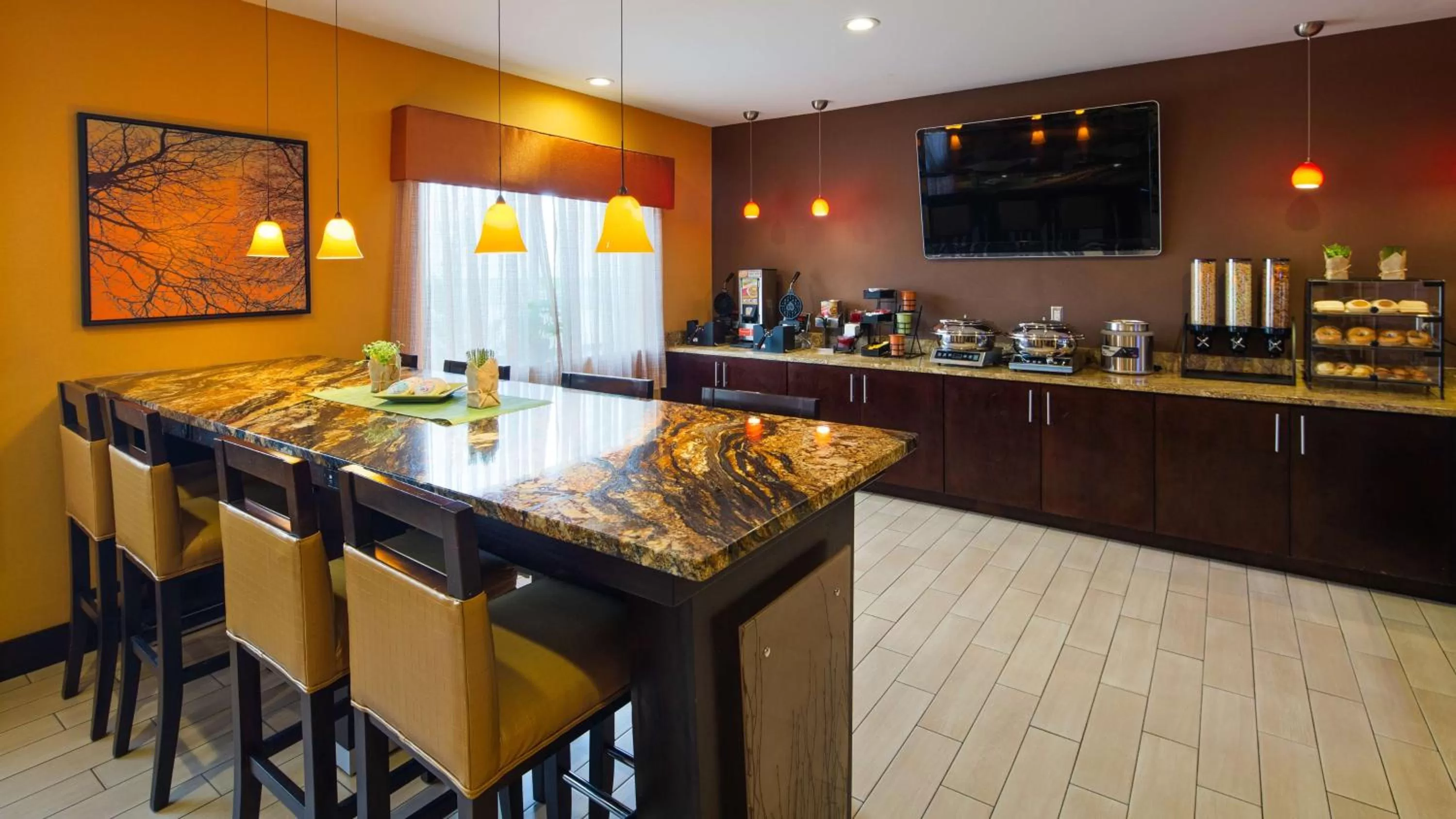 Restaurant/places to eat in Best Western Plus Whitewater Inn