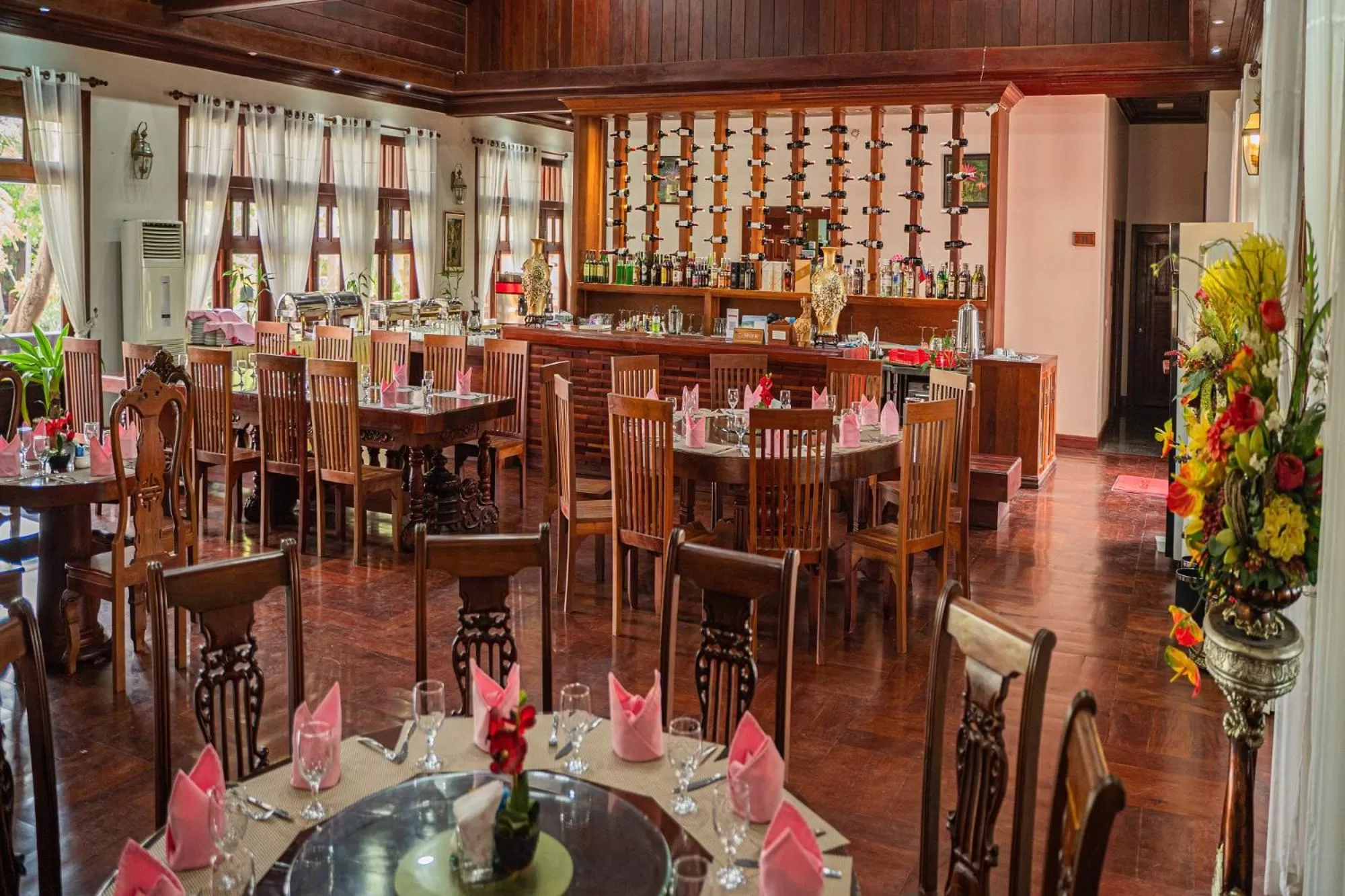 Restaurant/places to eat in Try Palace Resort Kep