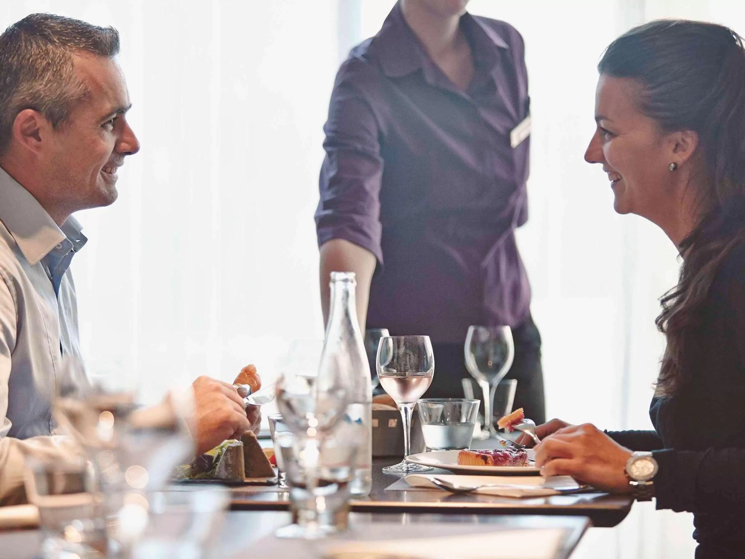 Restaurant/places to eat in Novotel Pau Pyrénées