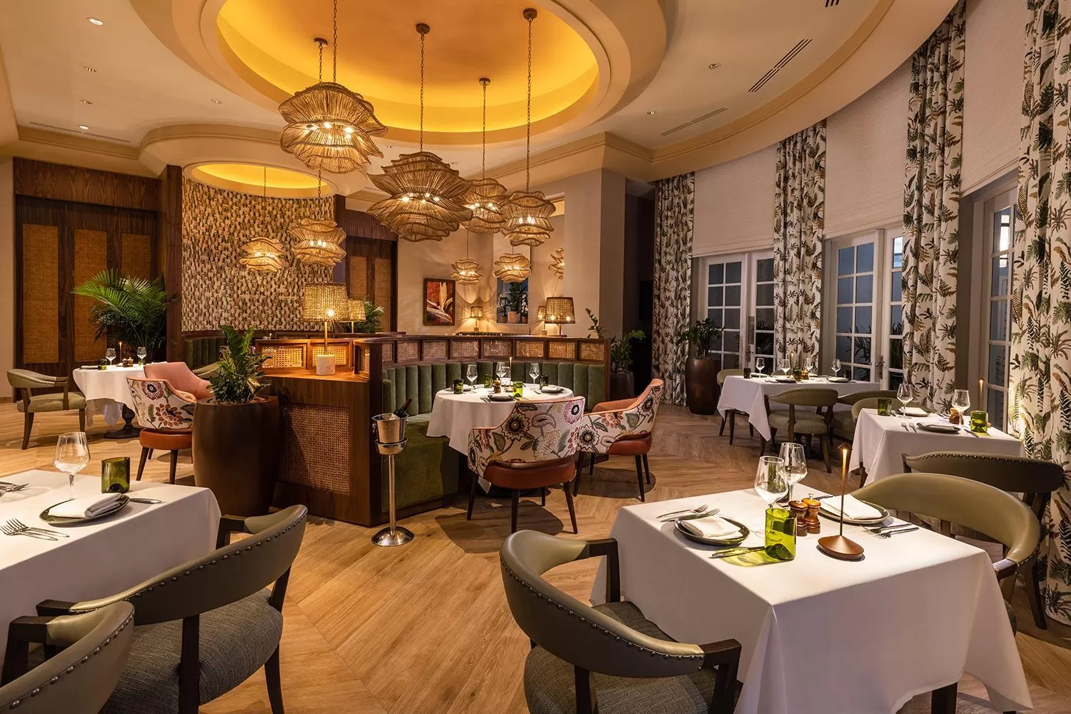 Restaurant/places to eat in The Palms Hotel & Spa