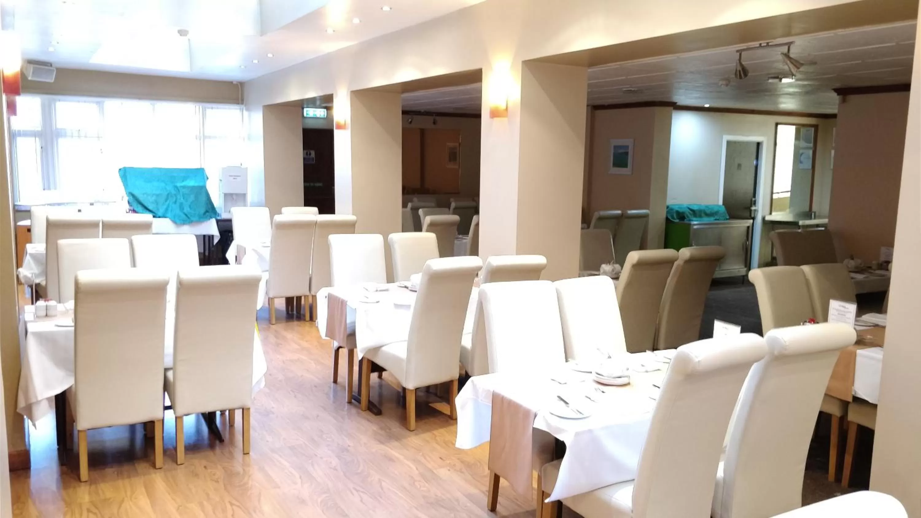 Dining area in The Lawton