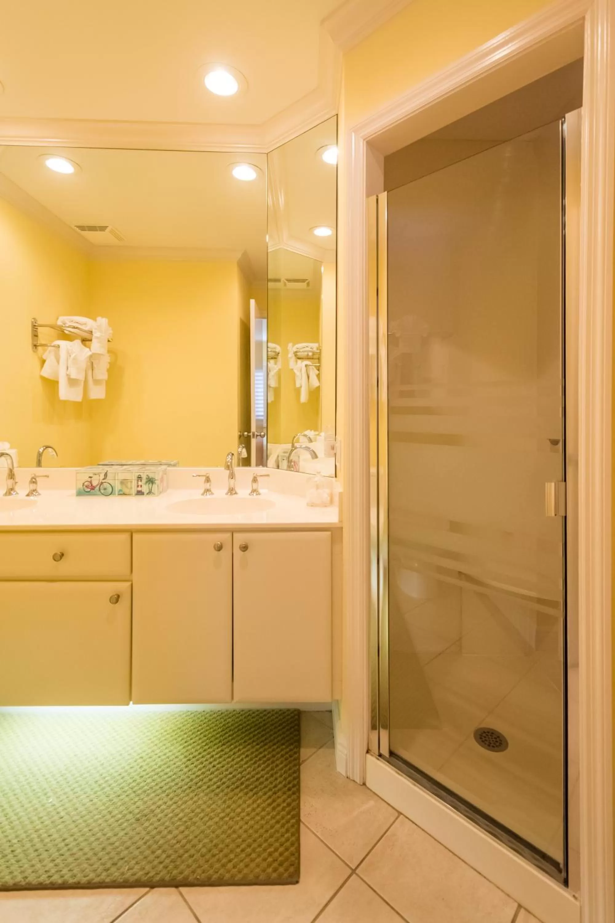 Bathroom in Inn at the Beach-Venice FLORIDA