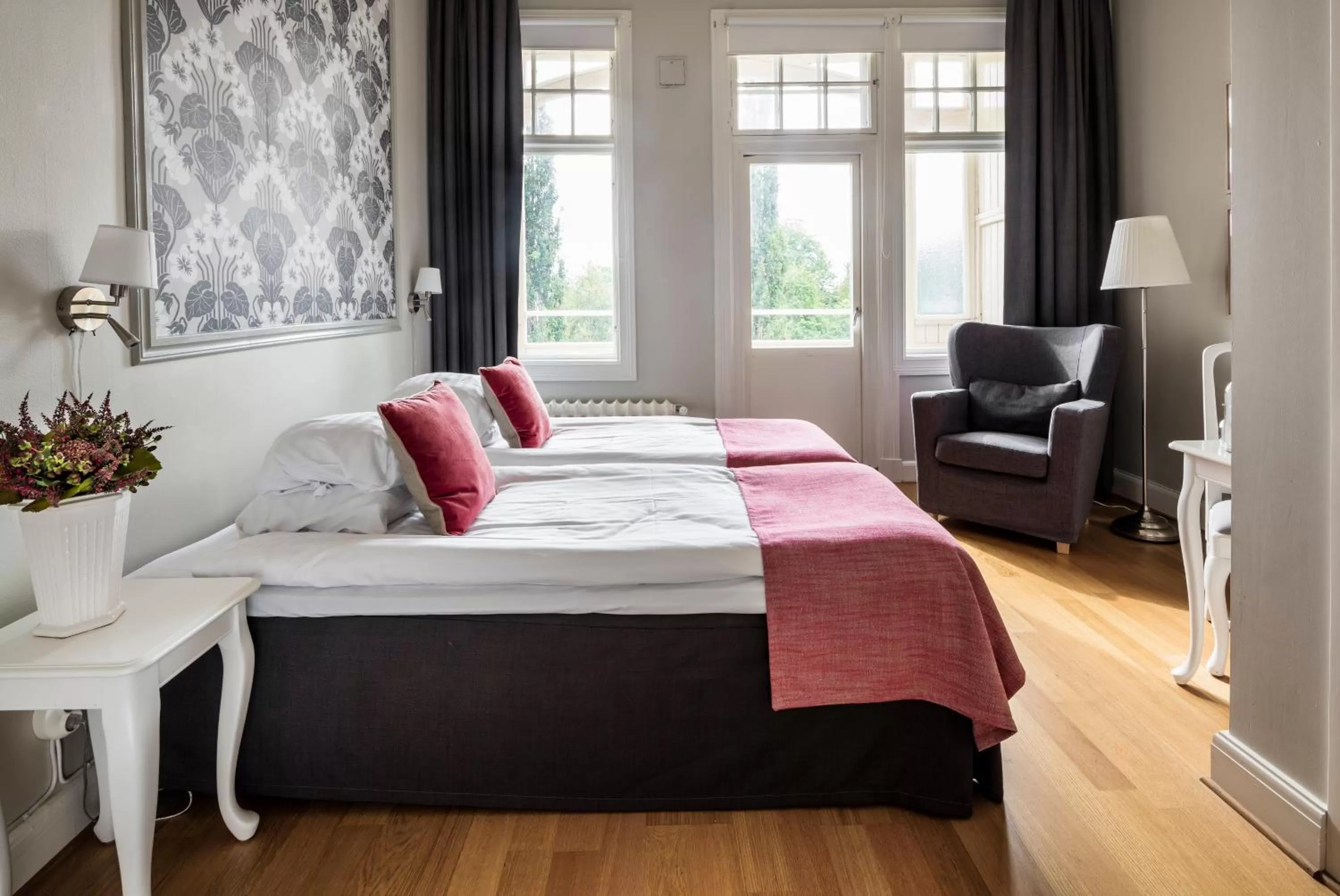 Twin Room with Balcony in Mössebergs Kurort