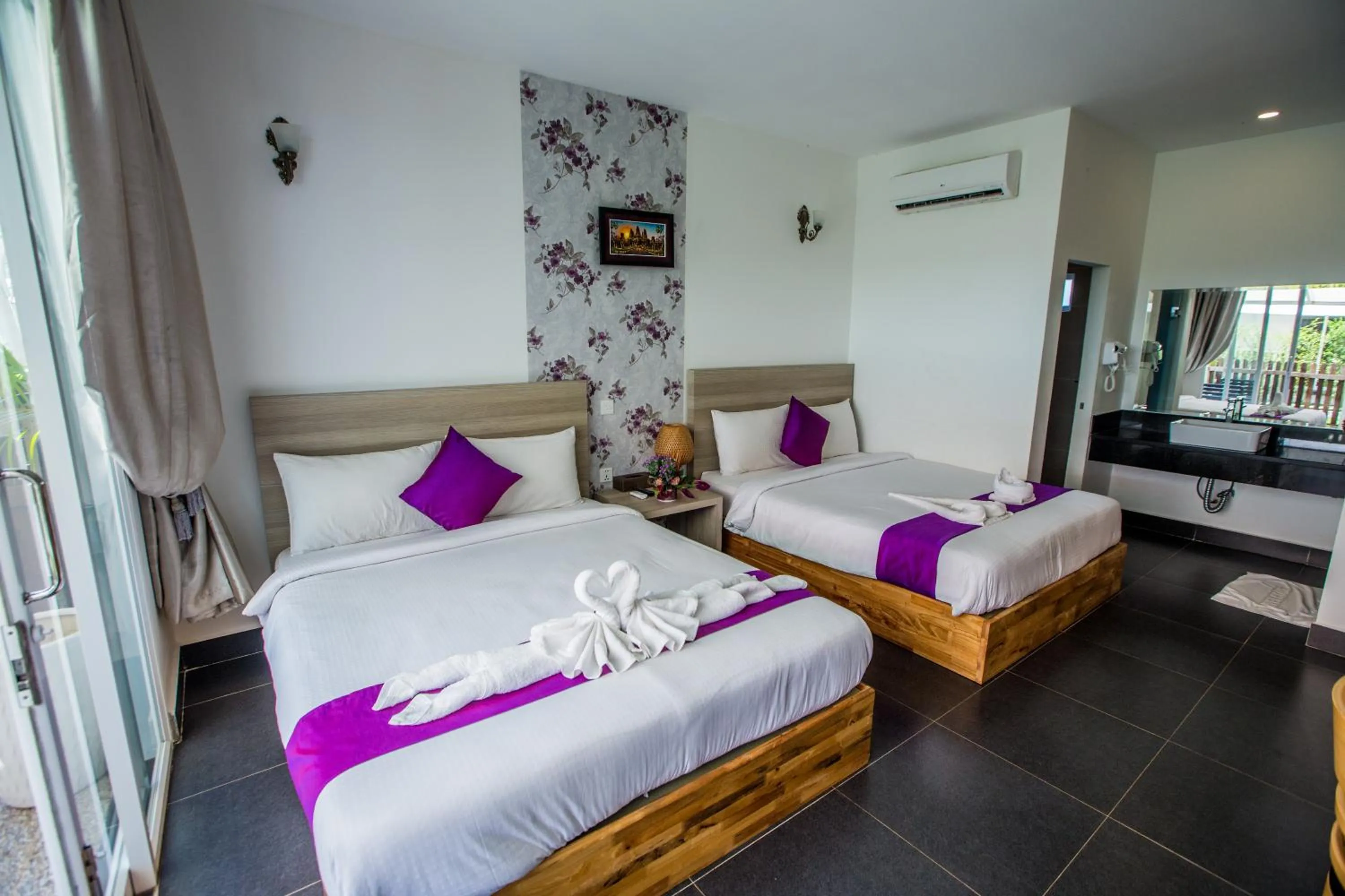 Bed in Good Time Resort