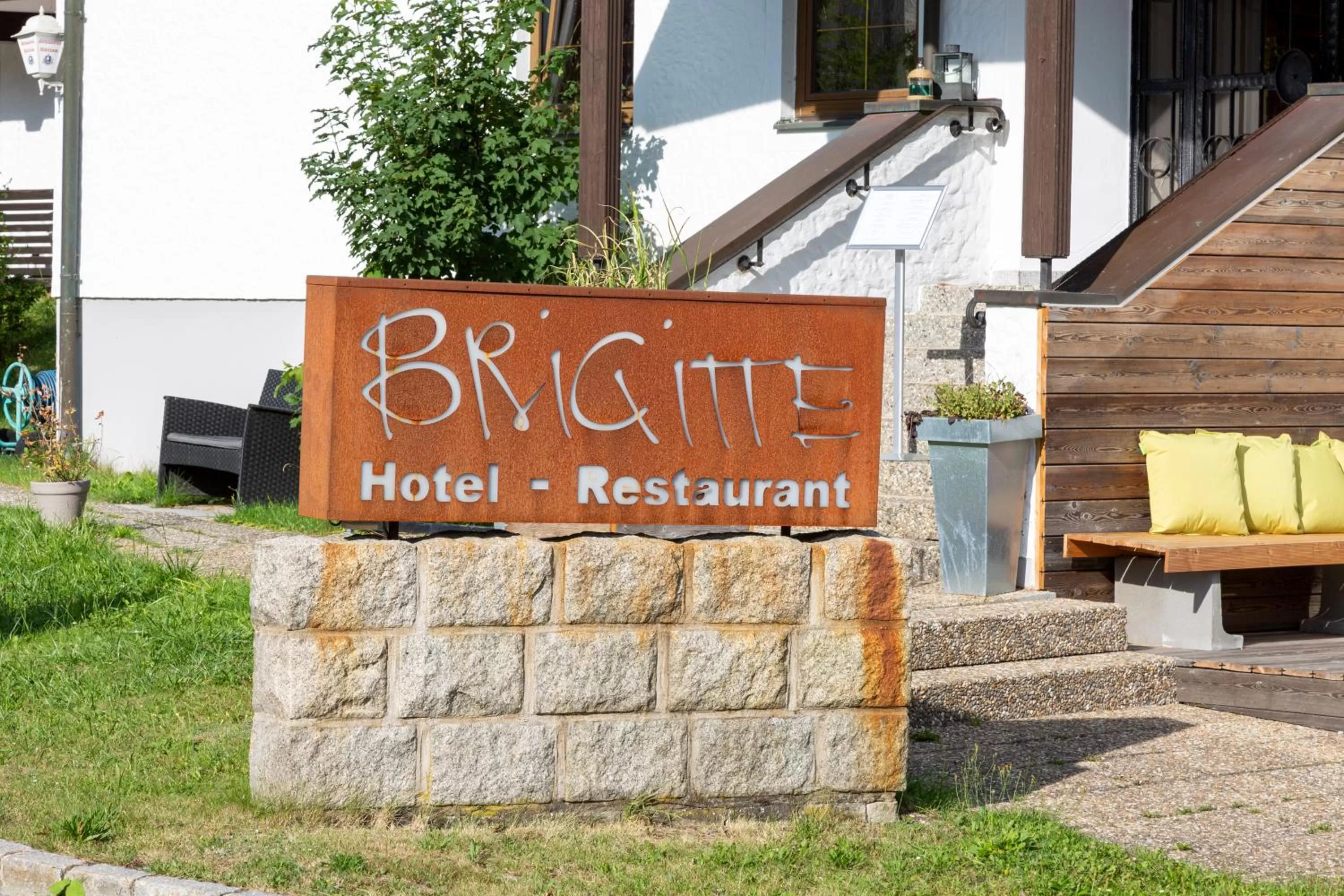 Property building in Hotel Restaurant Brigitte