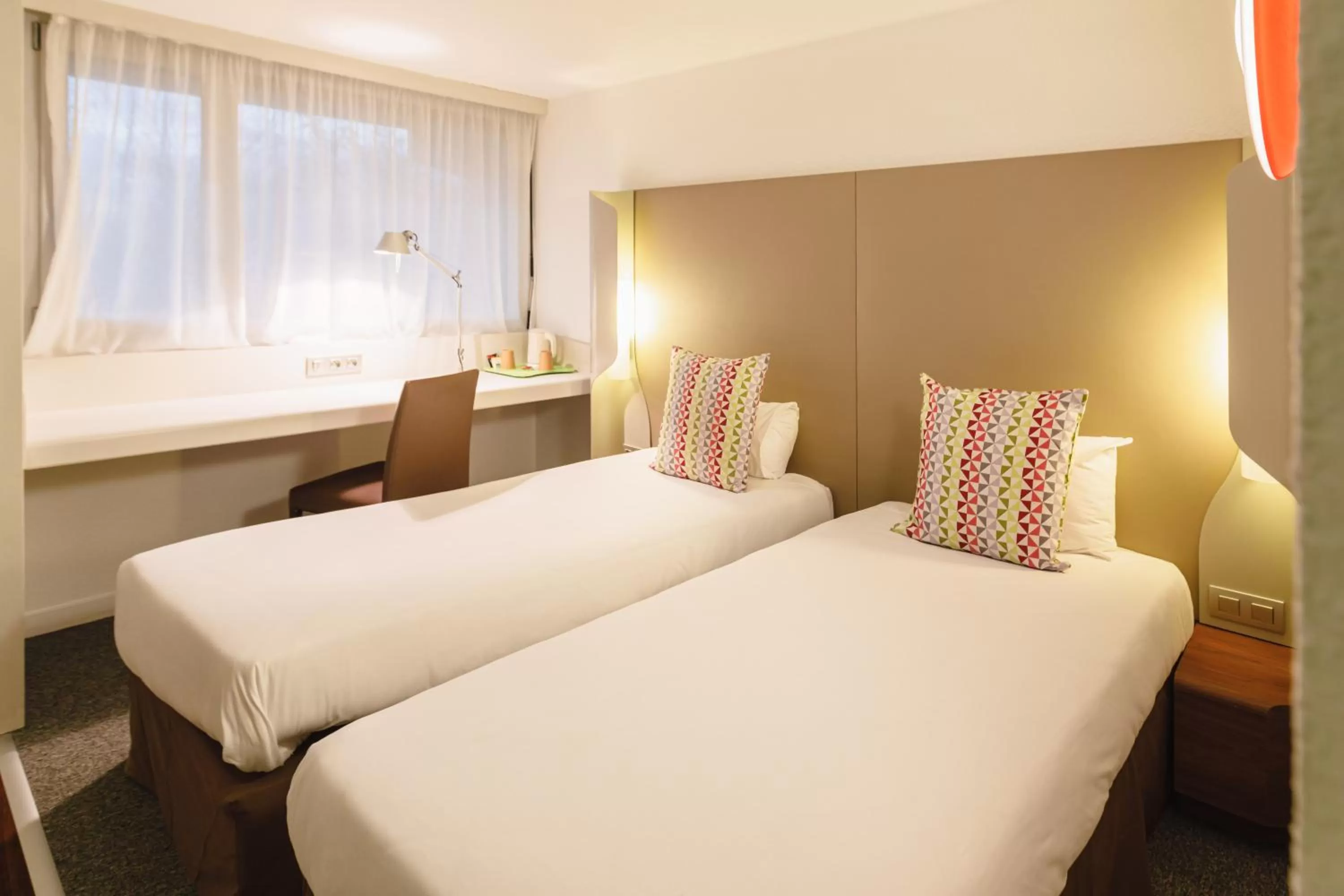 Bedroom, Bed in Campanile NATURE - Lyon Est Bron Eurexpo