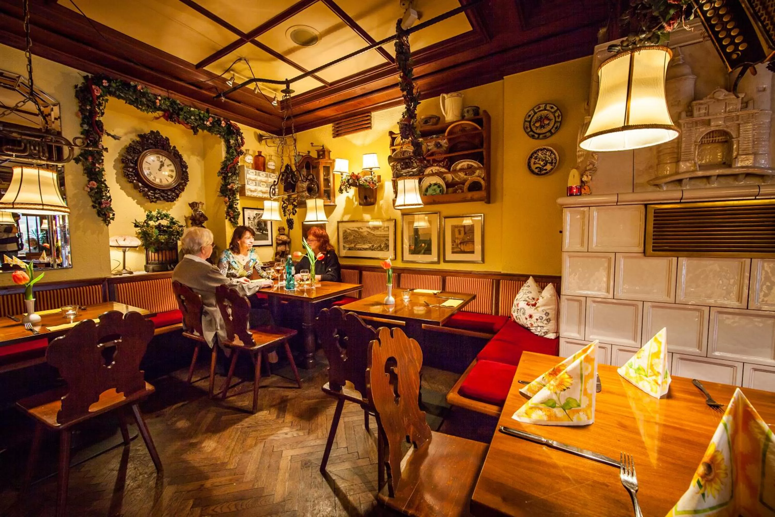 Restaurant/places to eat in Hotel-Restaurant Hackteufel