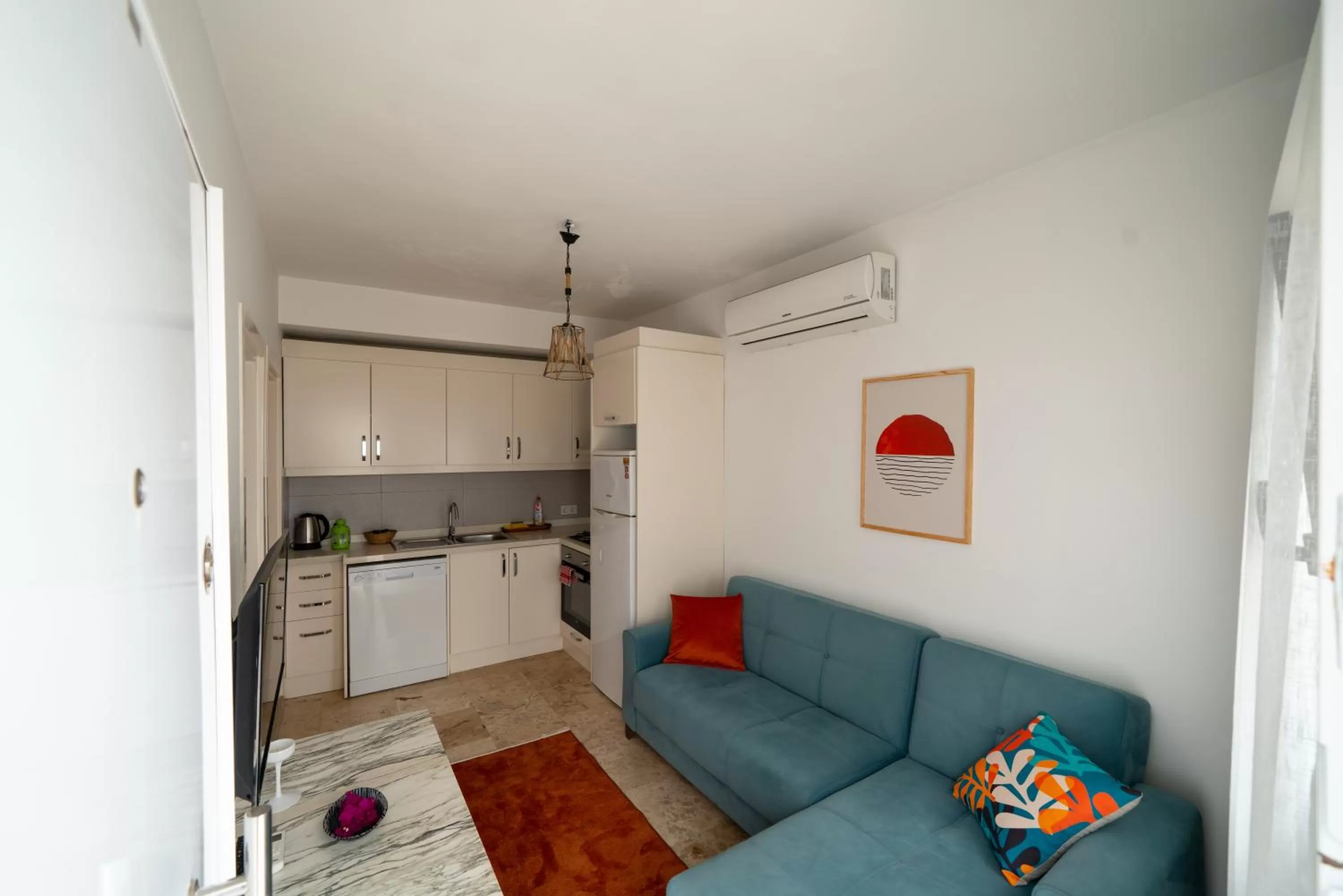 Kitchen or kitchenette in Ilya Apart 1