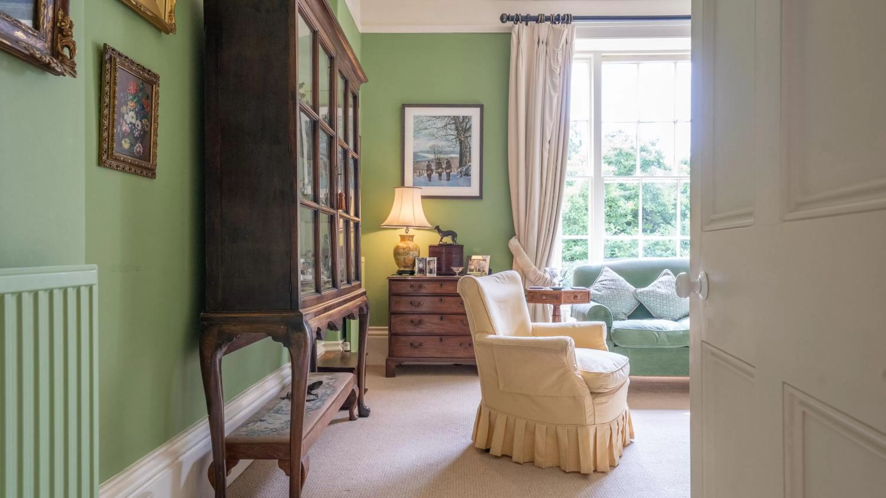 Living room, Seating Area in Pantybeiliau House Bed & Breakfast