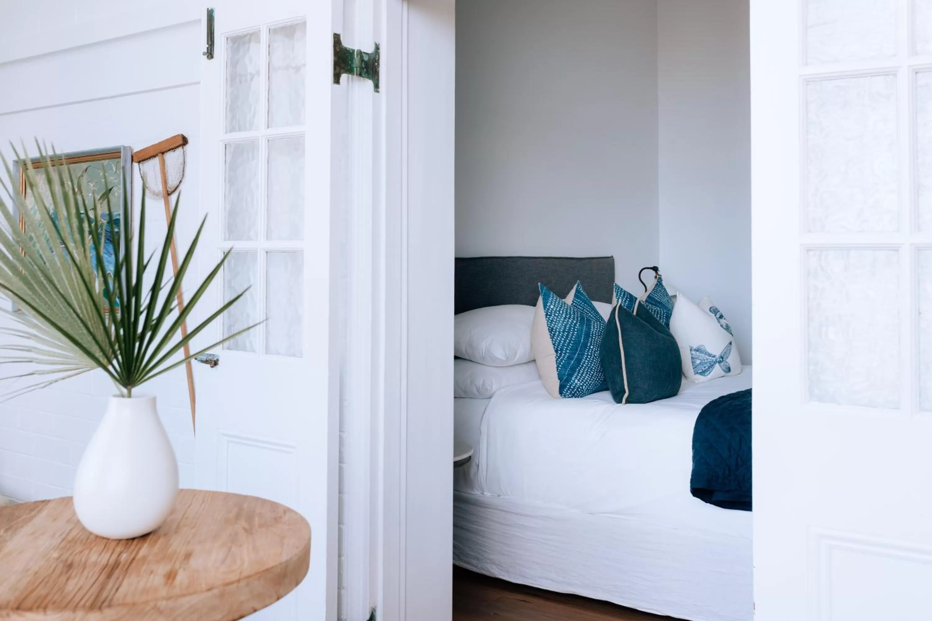 Bed in The Clovelly Hotel