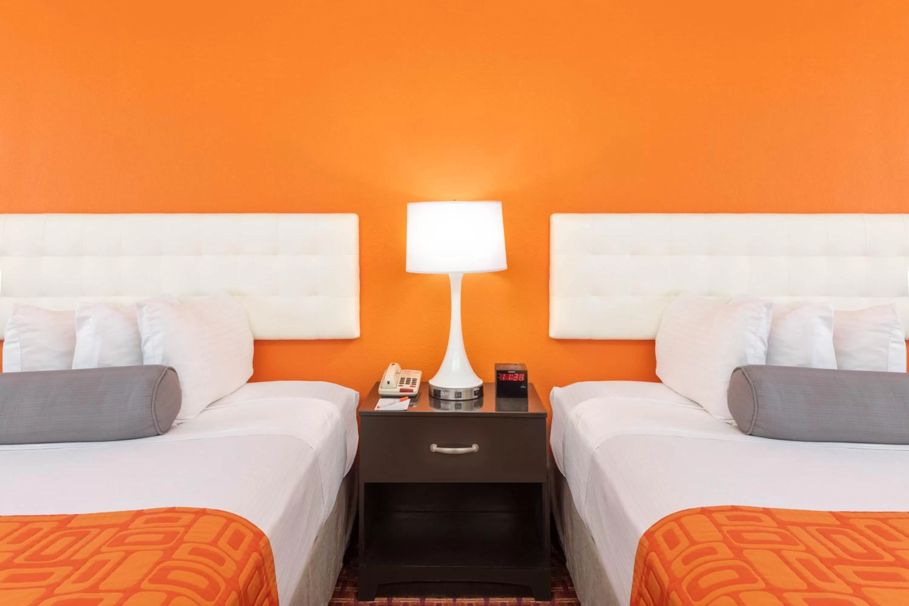 Bed in Howard Johnson by Wyndham Rock Hill