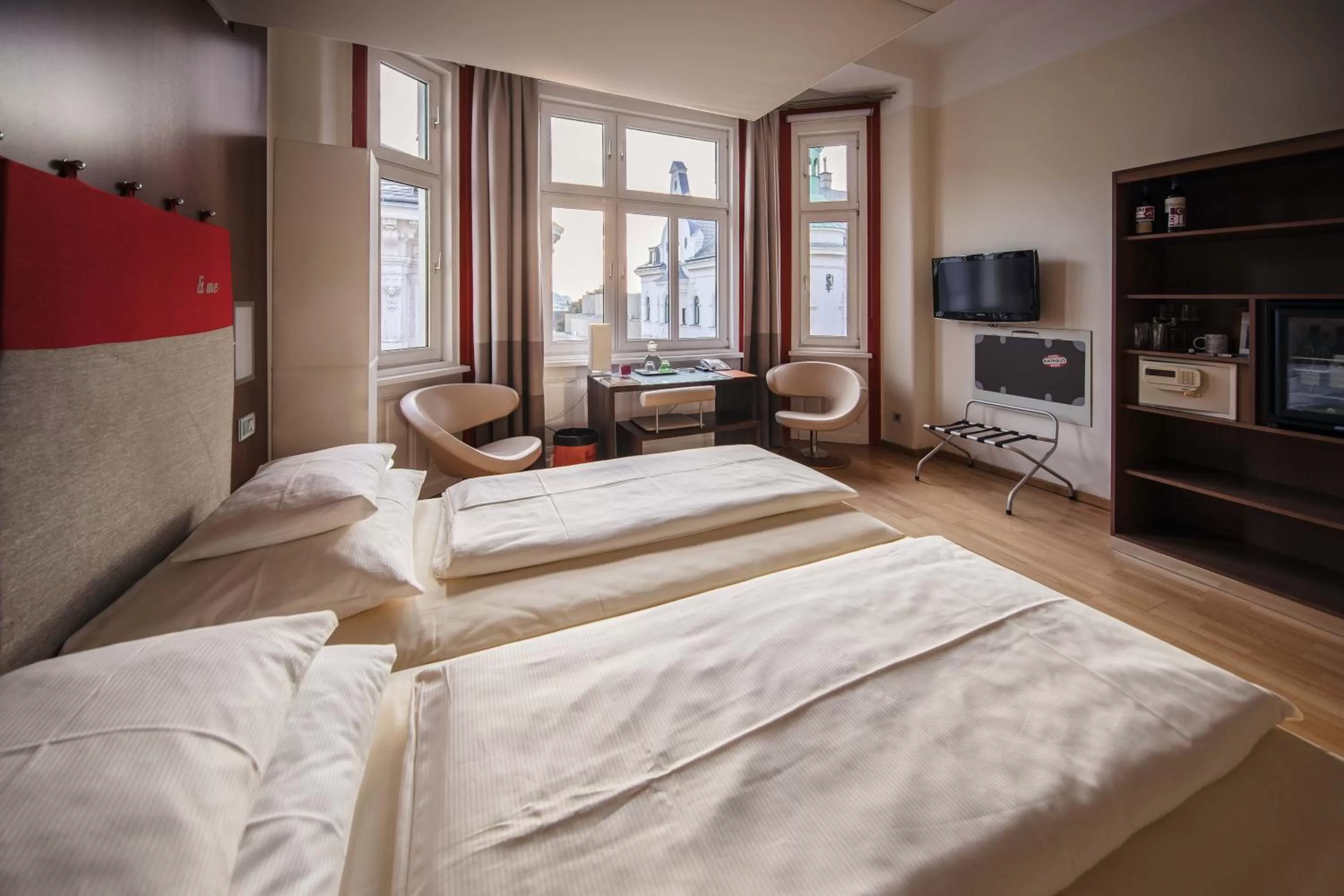Bedroom, Bed in Hotel Rathaus - Wein & Design