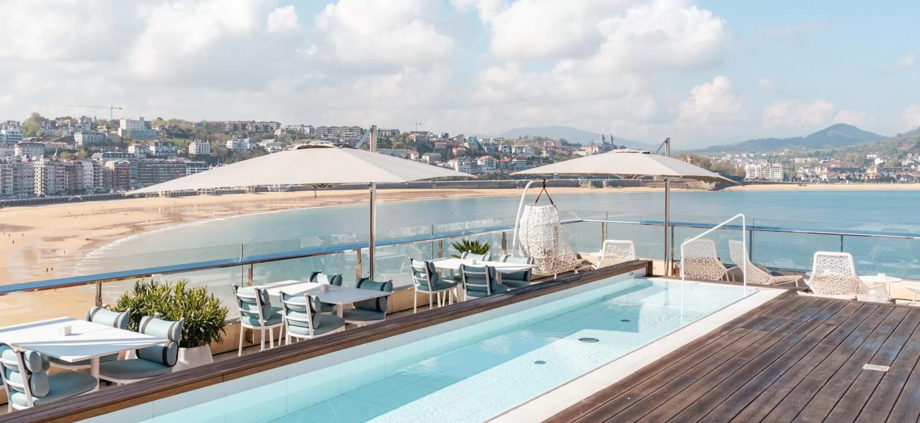 Swimming pool in Lasala Plaza Hotel - Adults Only