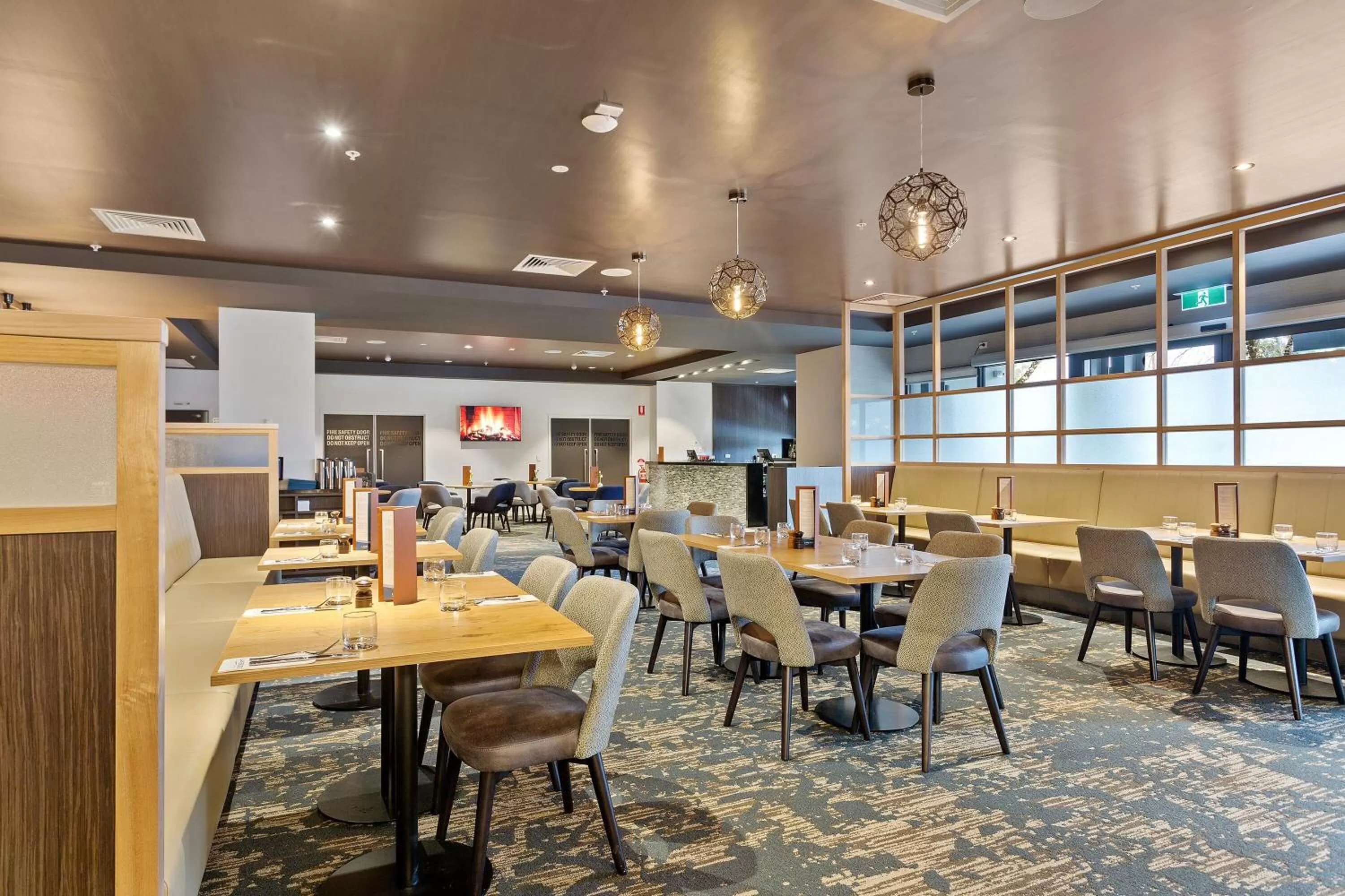 Restaurant/places to eat in Quality Hotel Lakeside