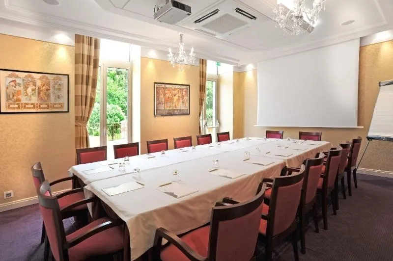 Business facilities in Hôtel Princesse Flore