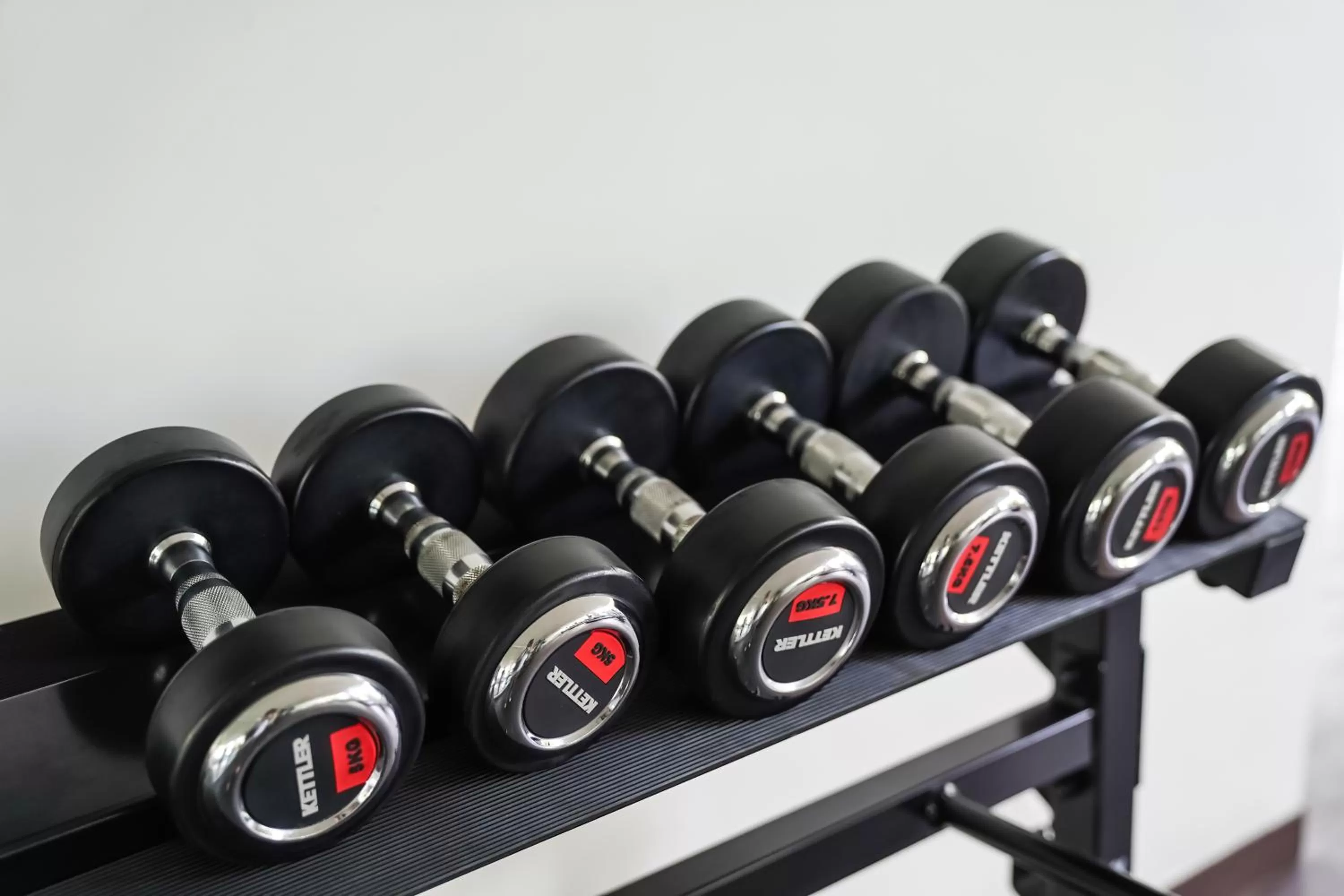 Fitness centre/facilities in Luminor Hotel Purwokerto By WH