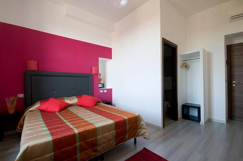 Photo of the whole room, Bed in MF Hotel