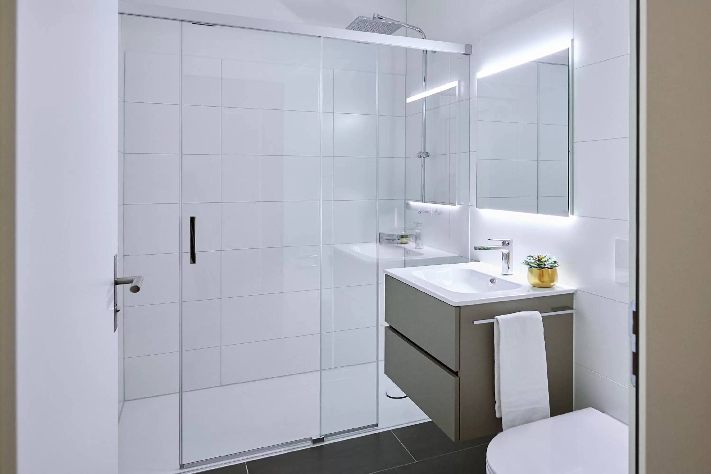 Bathroom in Lumen Apartments
