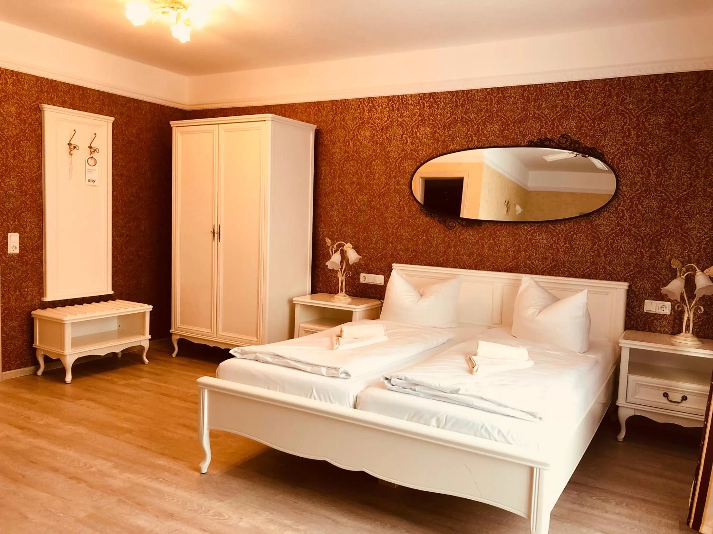 Photo of the whole room, Bed in Landgasthof Zur Goldenen Aue