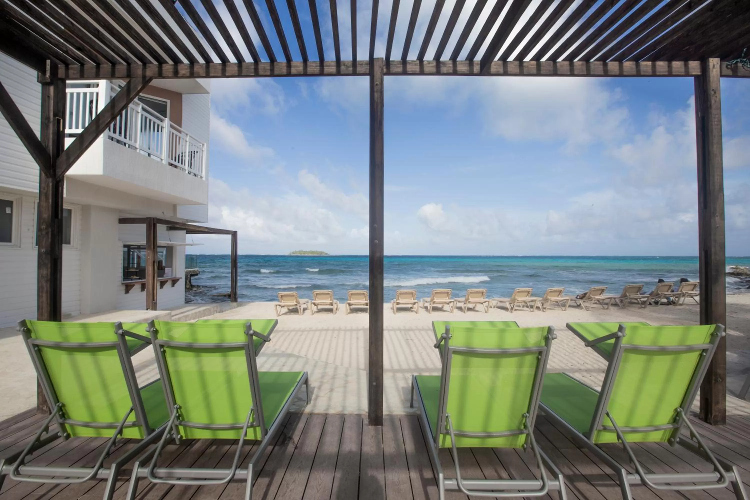 Day in Hotel Decameron Maryland All Inclusive