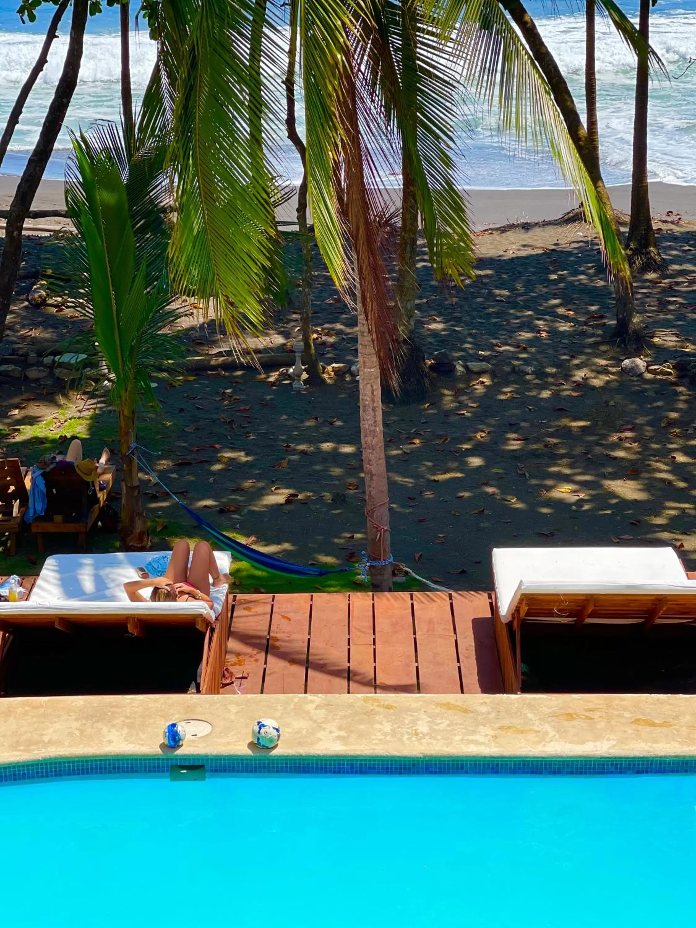 Swimming Pool in Hotel Beachfront Vista Hermosa