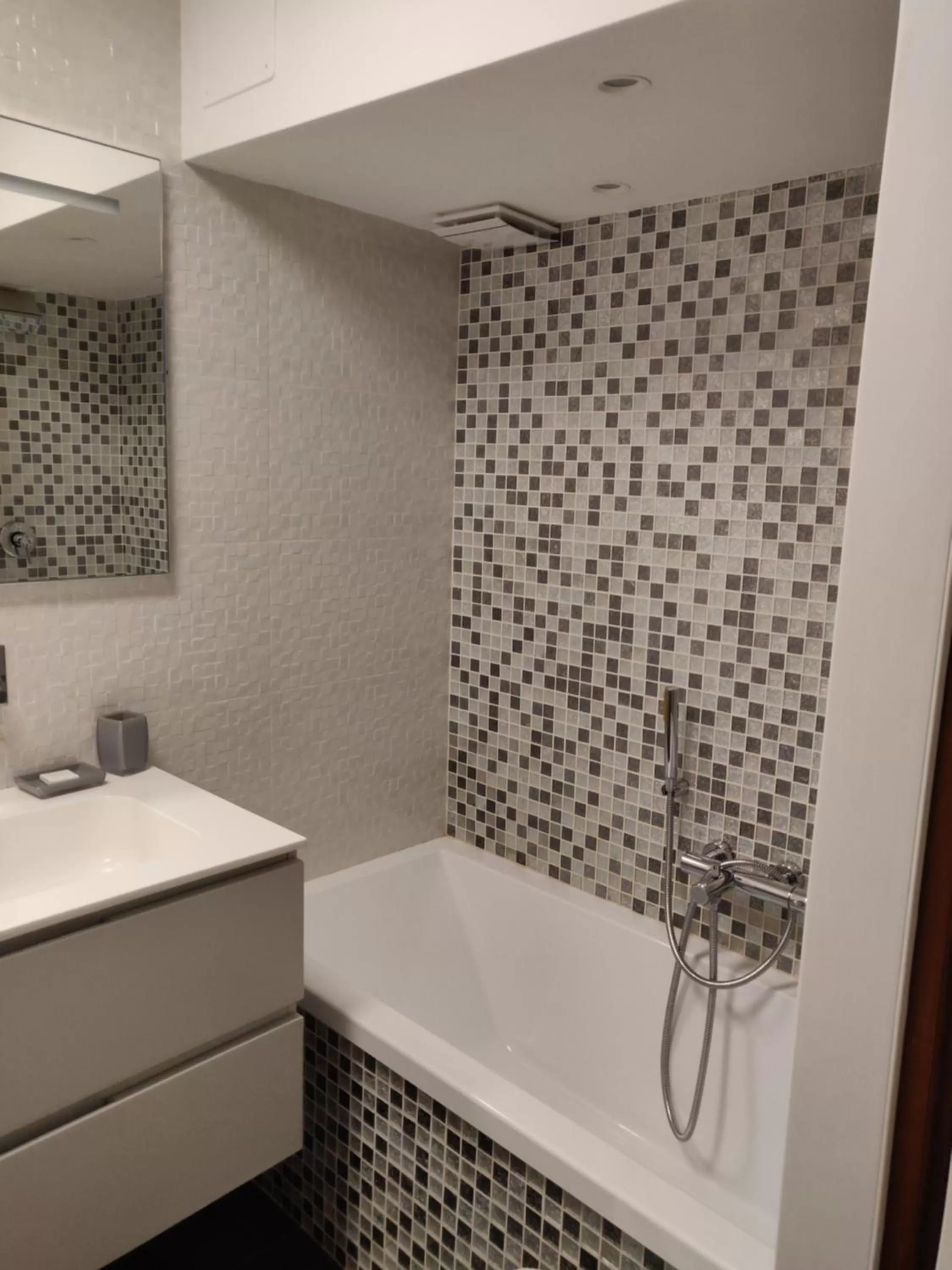 Bathroom in Hotel Ca' Marinella