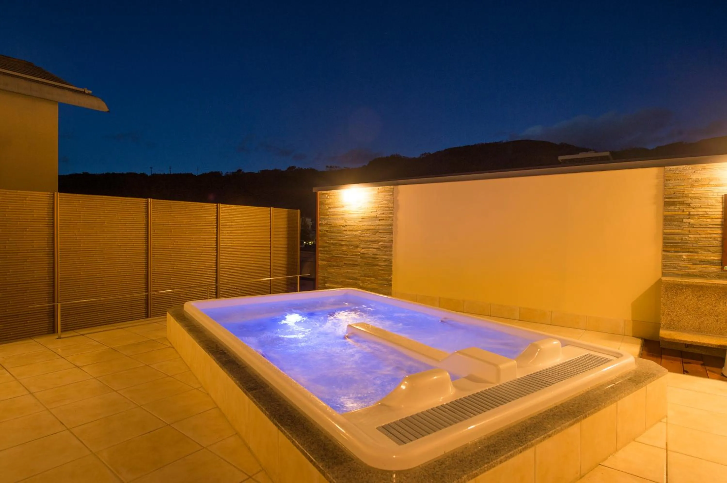 Night in Hotel Tamanoyu