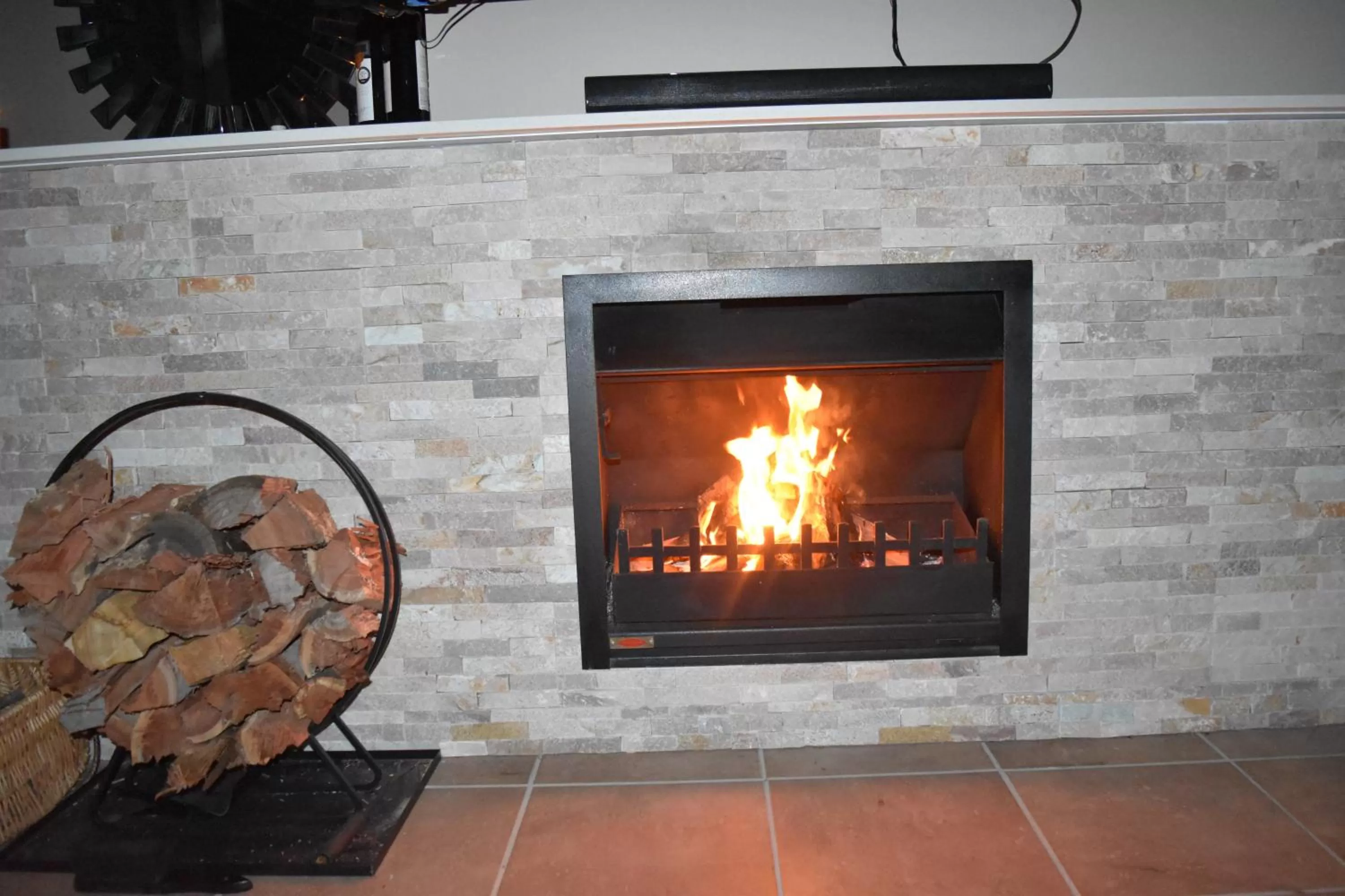 Communal lounge/ TV room in Mapleton Springs