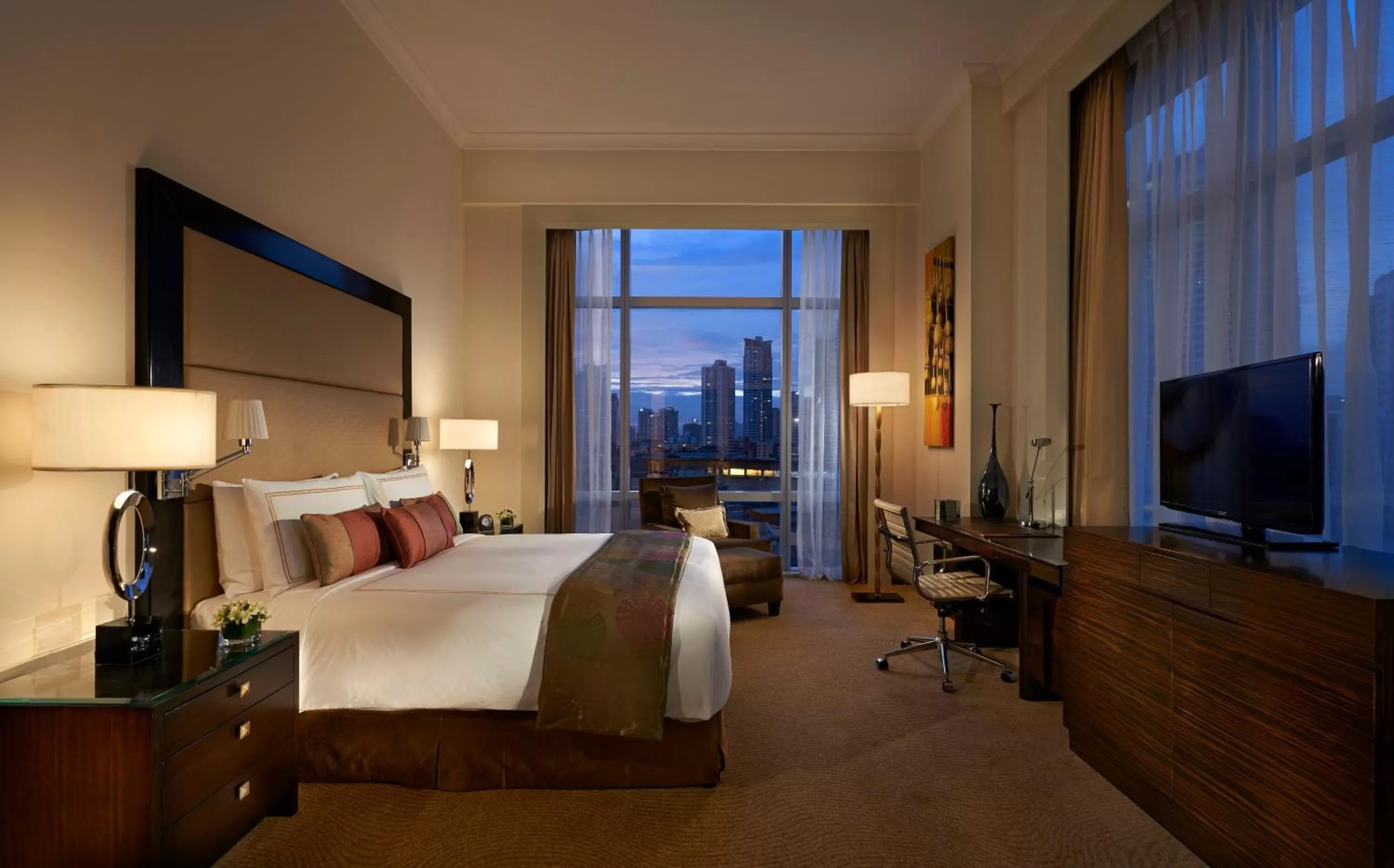 Bed in Fairmont Makati