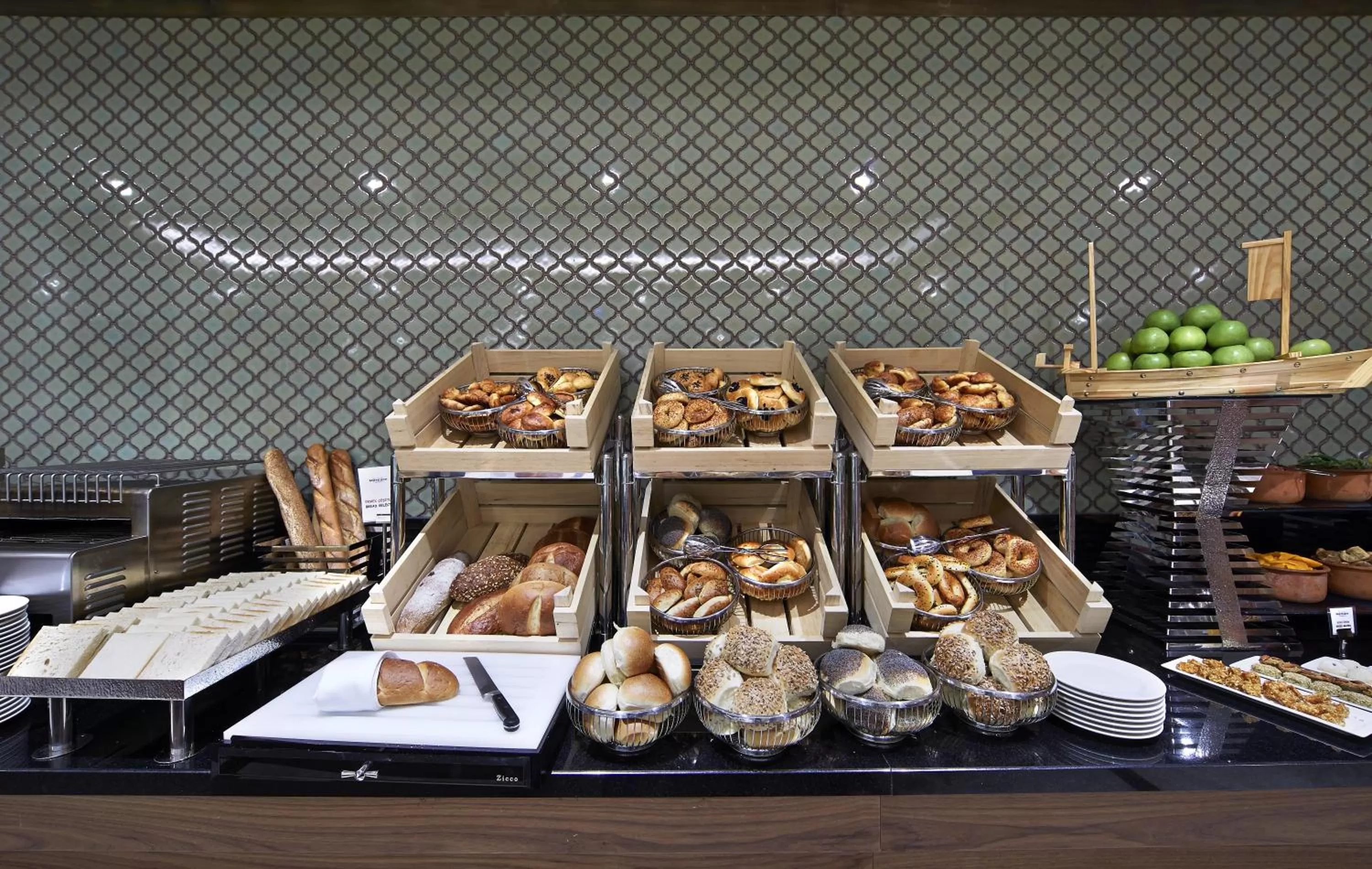 Buffet breakfast in Uranus Istanbul Topkapi