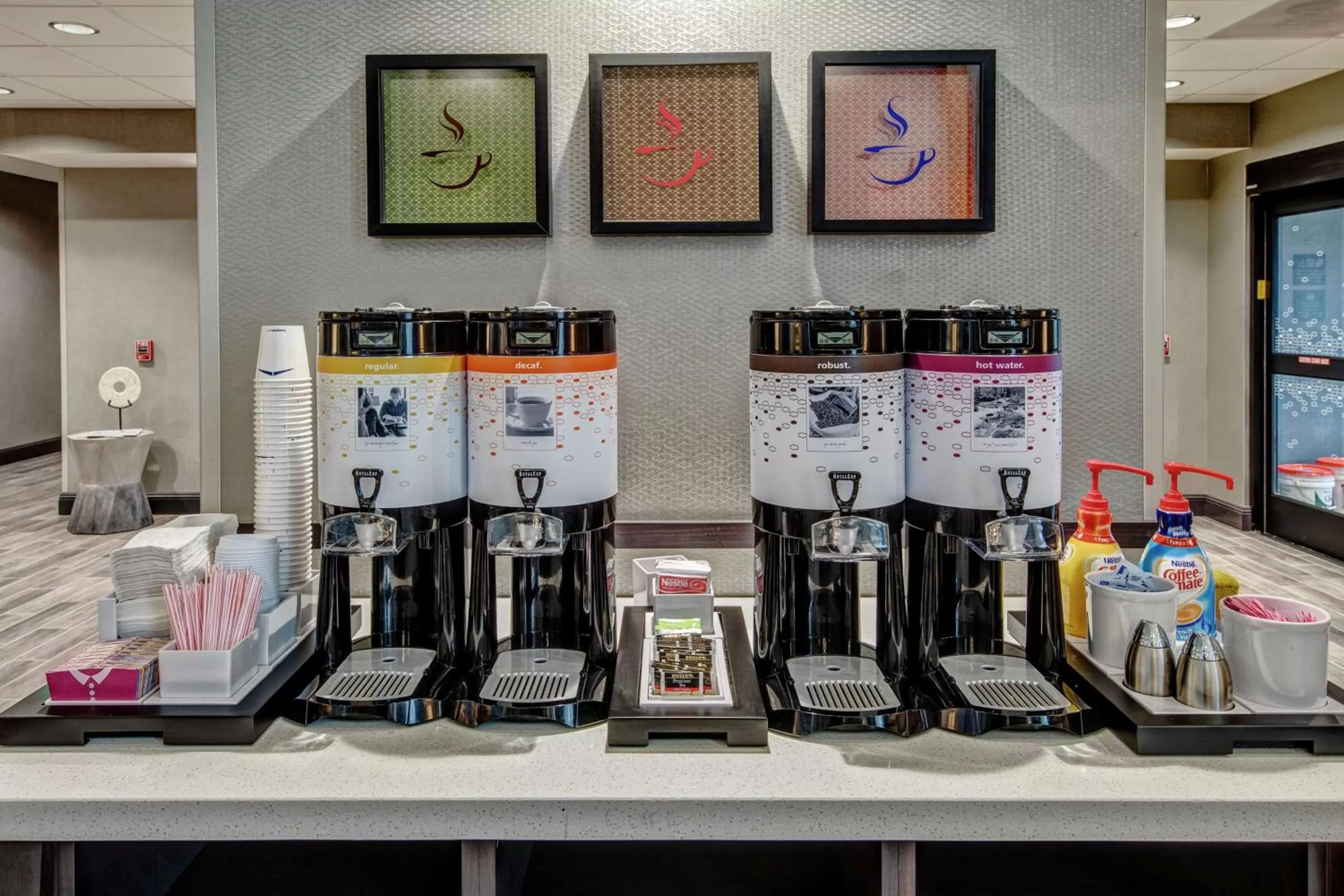 Restaurant/places to eat in Hampton Inn & Suites Nashville/Goodlettsville Tennessee