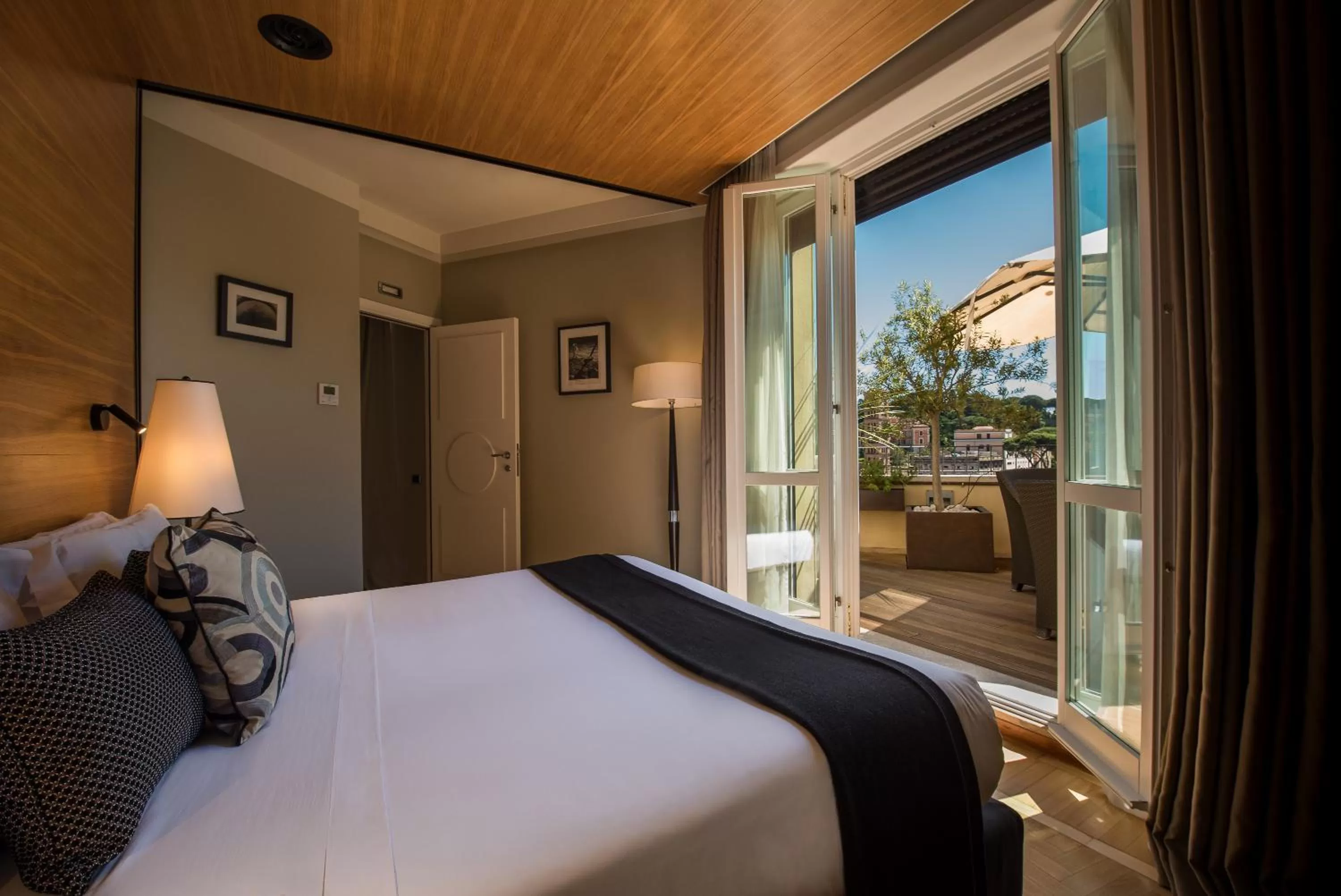 View (from property/room), Bed in 47 Boutique Hotel