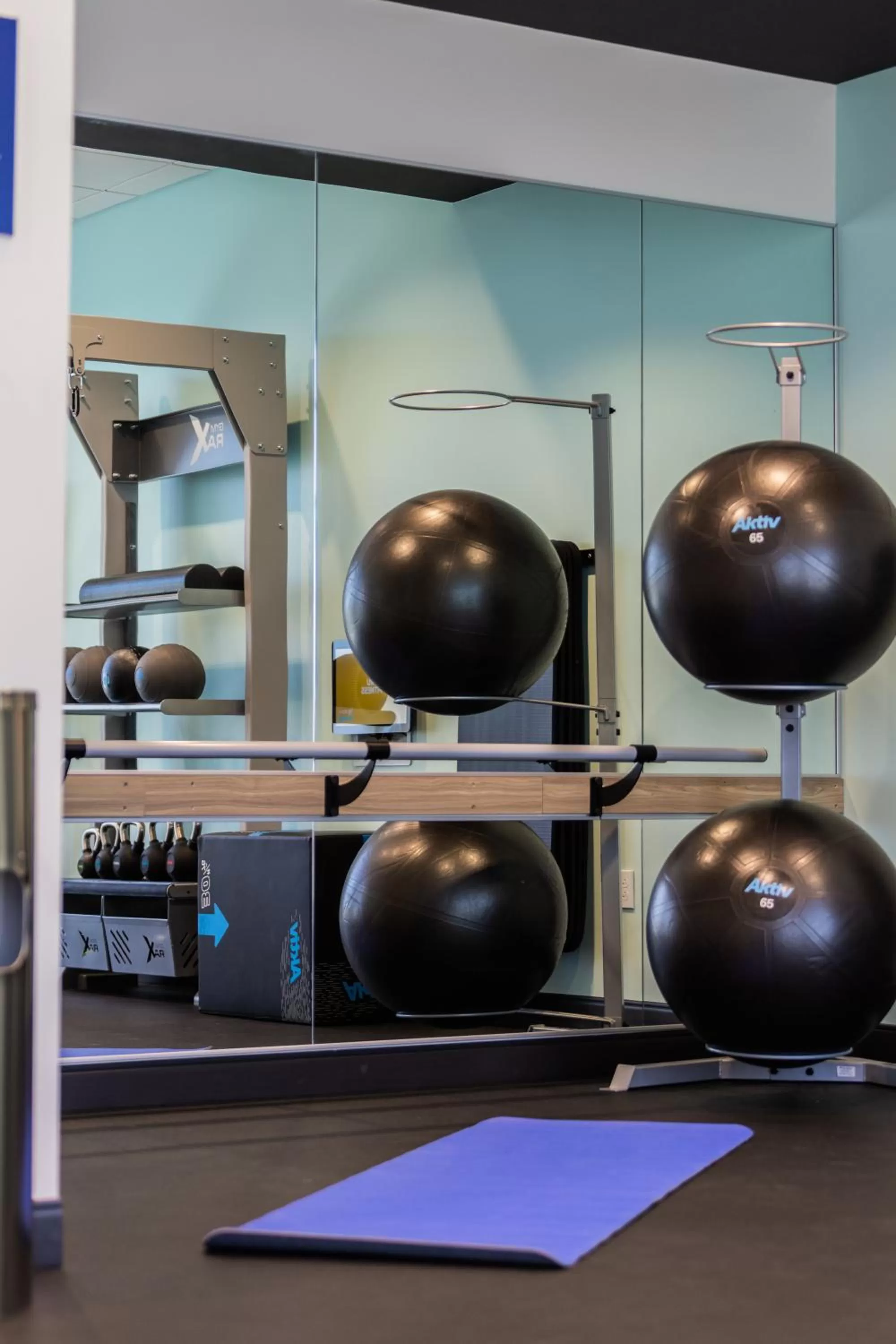 Fitness centre/facilities in Tru By Hilton Yarmouth, Ns