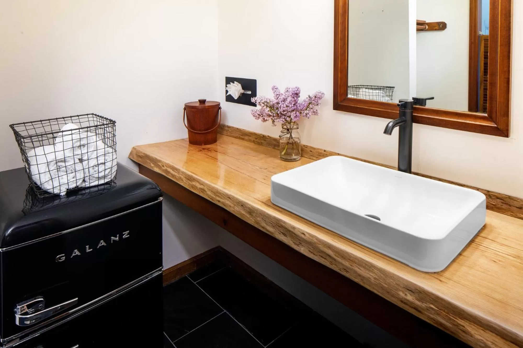 Deluxe Queen Room with Two Queen Beds (Manchester) in Aspen at Manchester