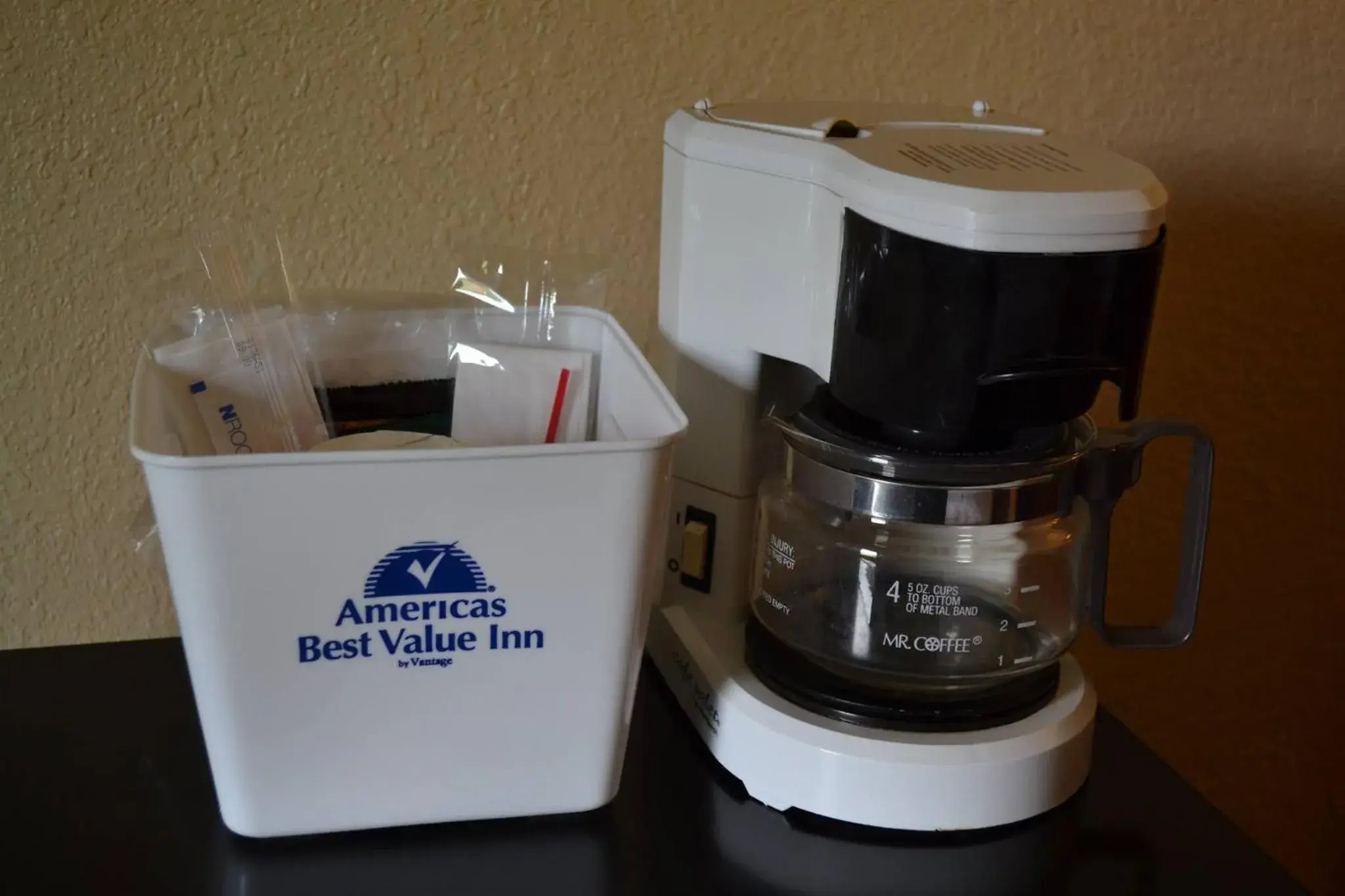 Queen Room in Americas Best Value Inn Smithfield Queen Room in Americas Best Value Inn Smithfield