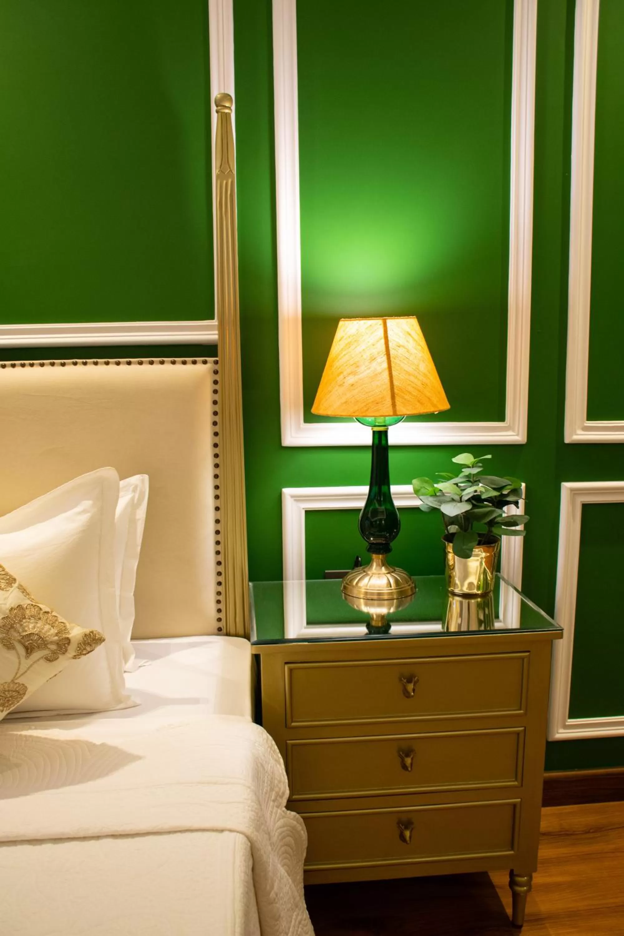 Bed in Dileep Kothi - A Royal Boutique Luxury Suites in Jaipur