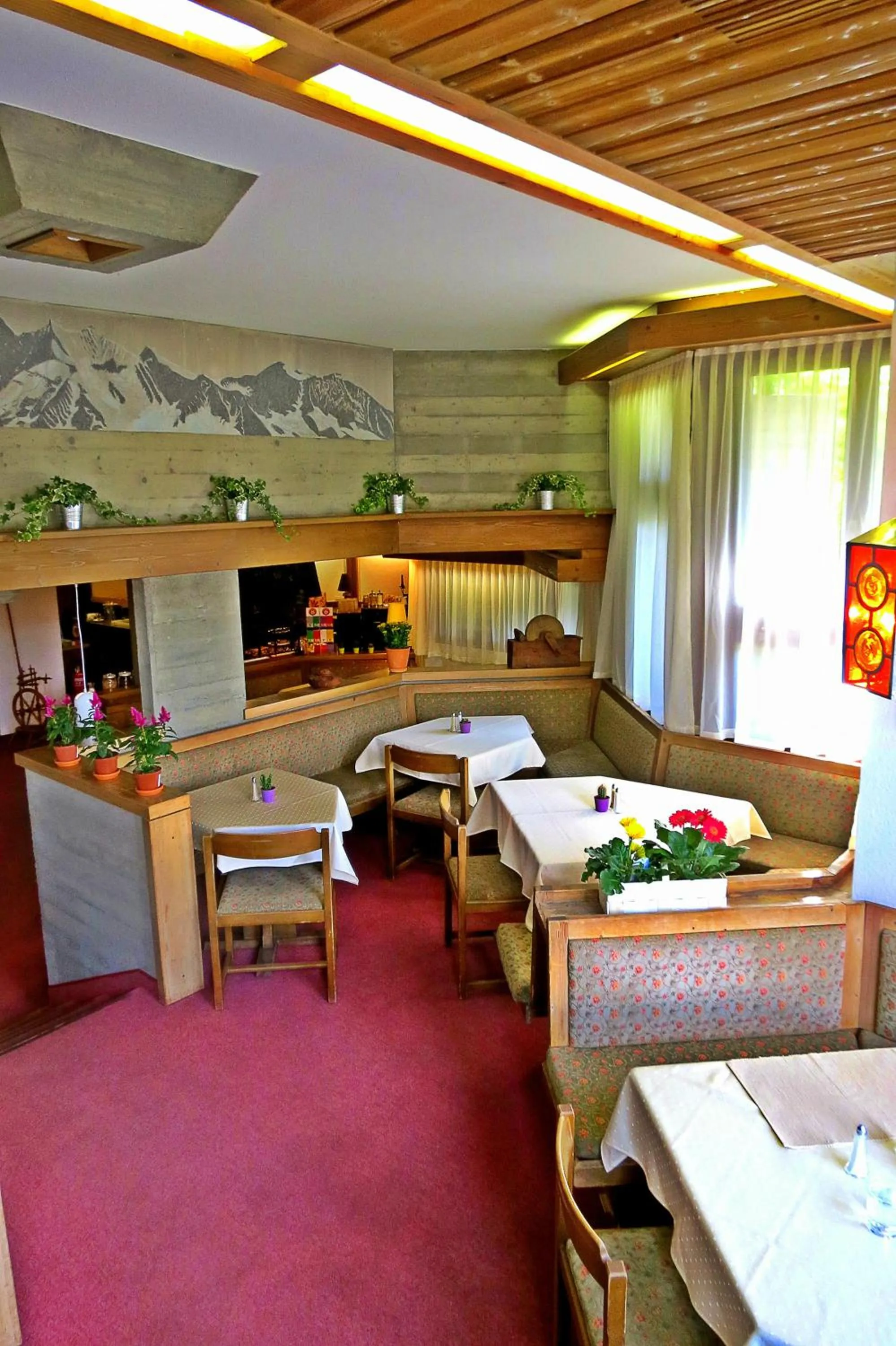 Restaurant/Places to Eat in Hotel La Collina