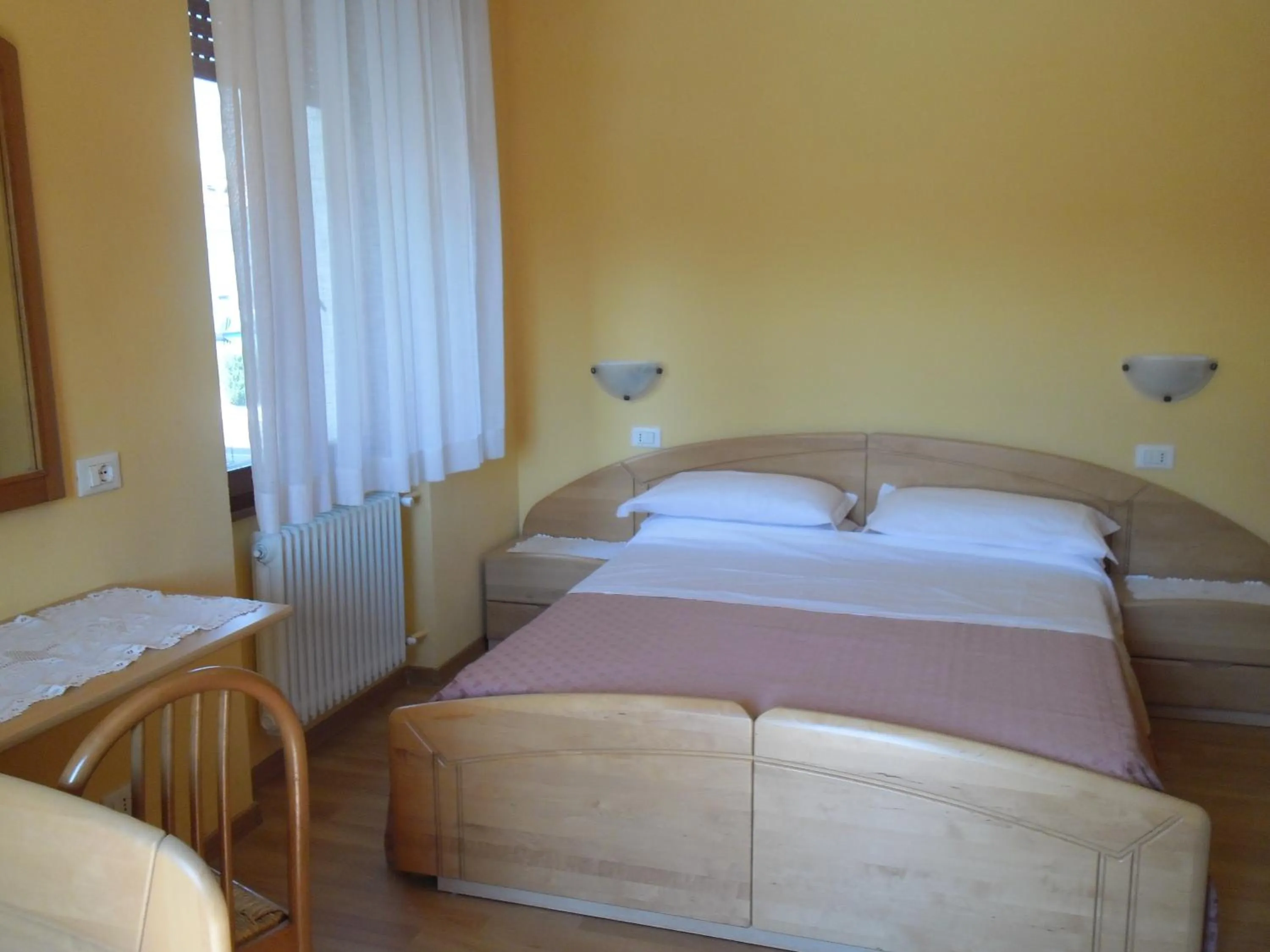 Photo of the whole room, Bed in Hotel Cantaleone