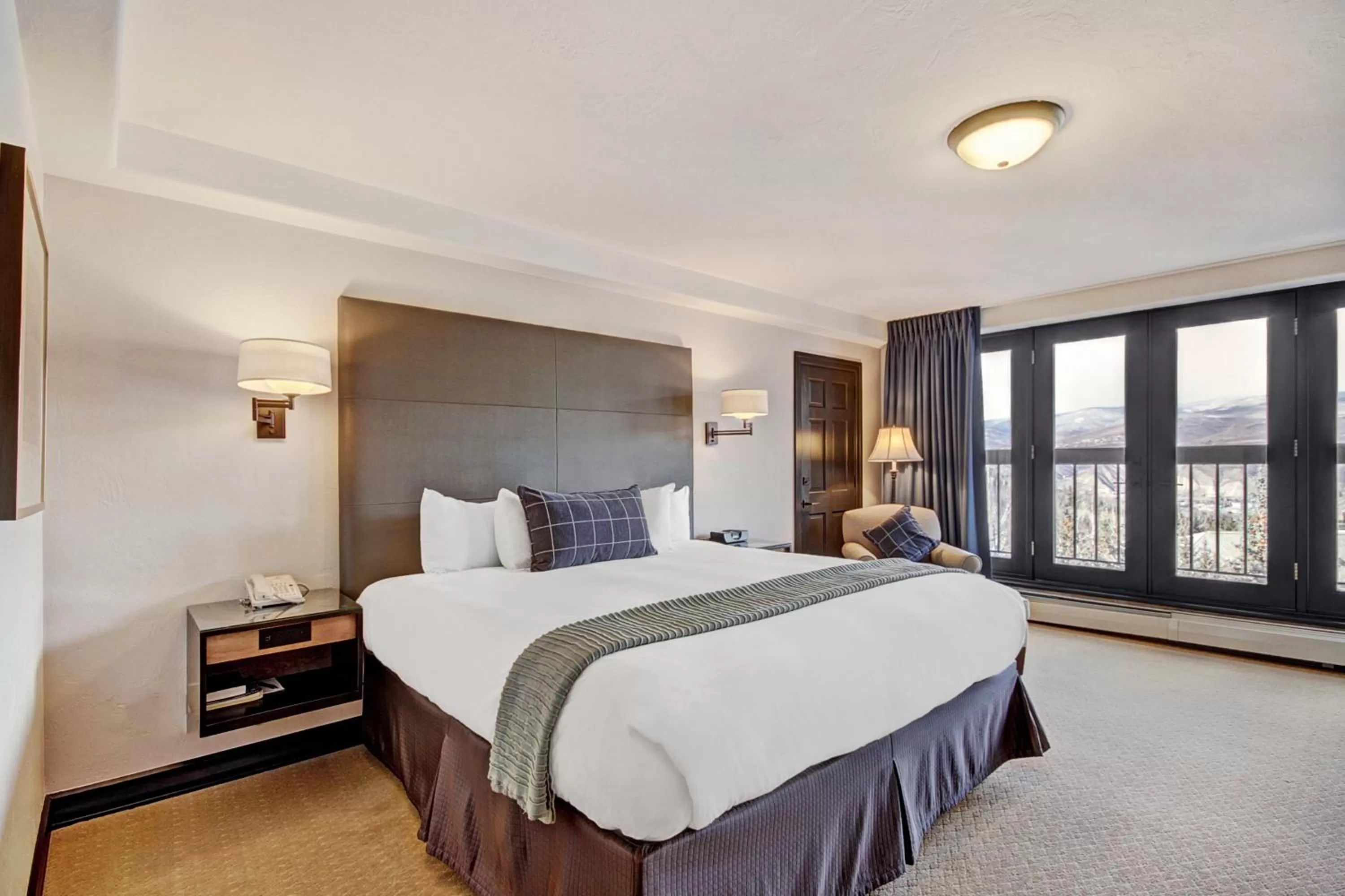 Bed in The Pines Lodge, a RockResort, by Vail Resorts