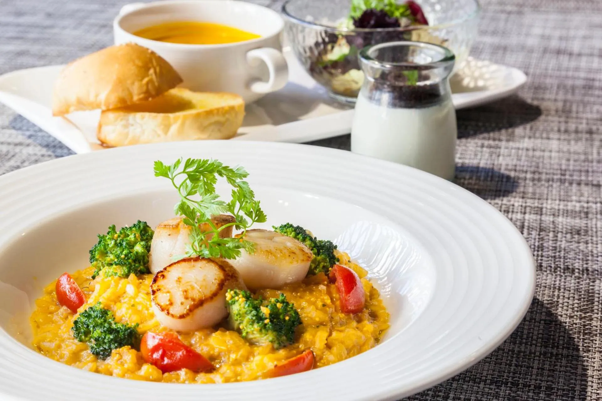 Restaurant/places to eat in Changyu Hotel