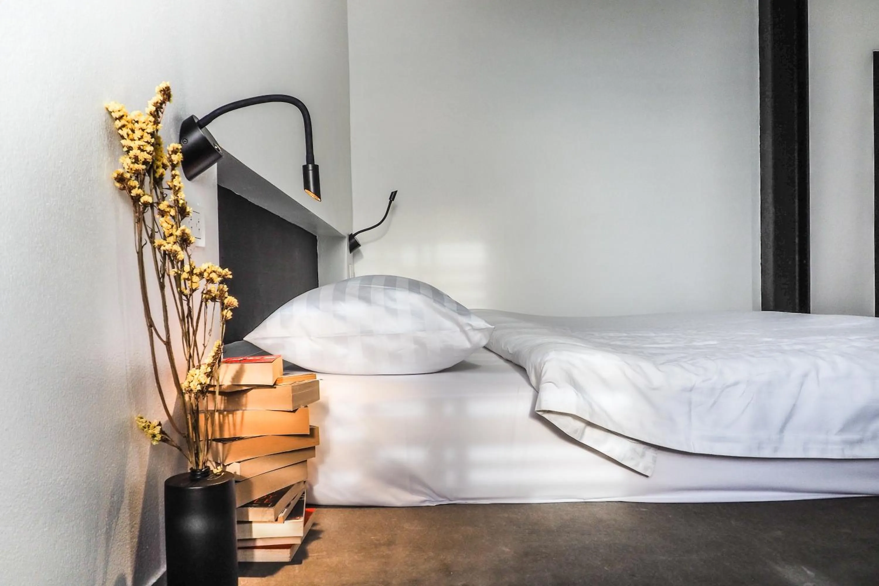 Decorative detail, Bed in Book a Bed Poshtel - SHA Plus