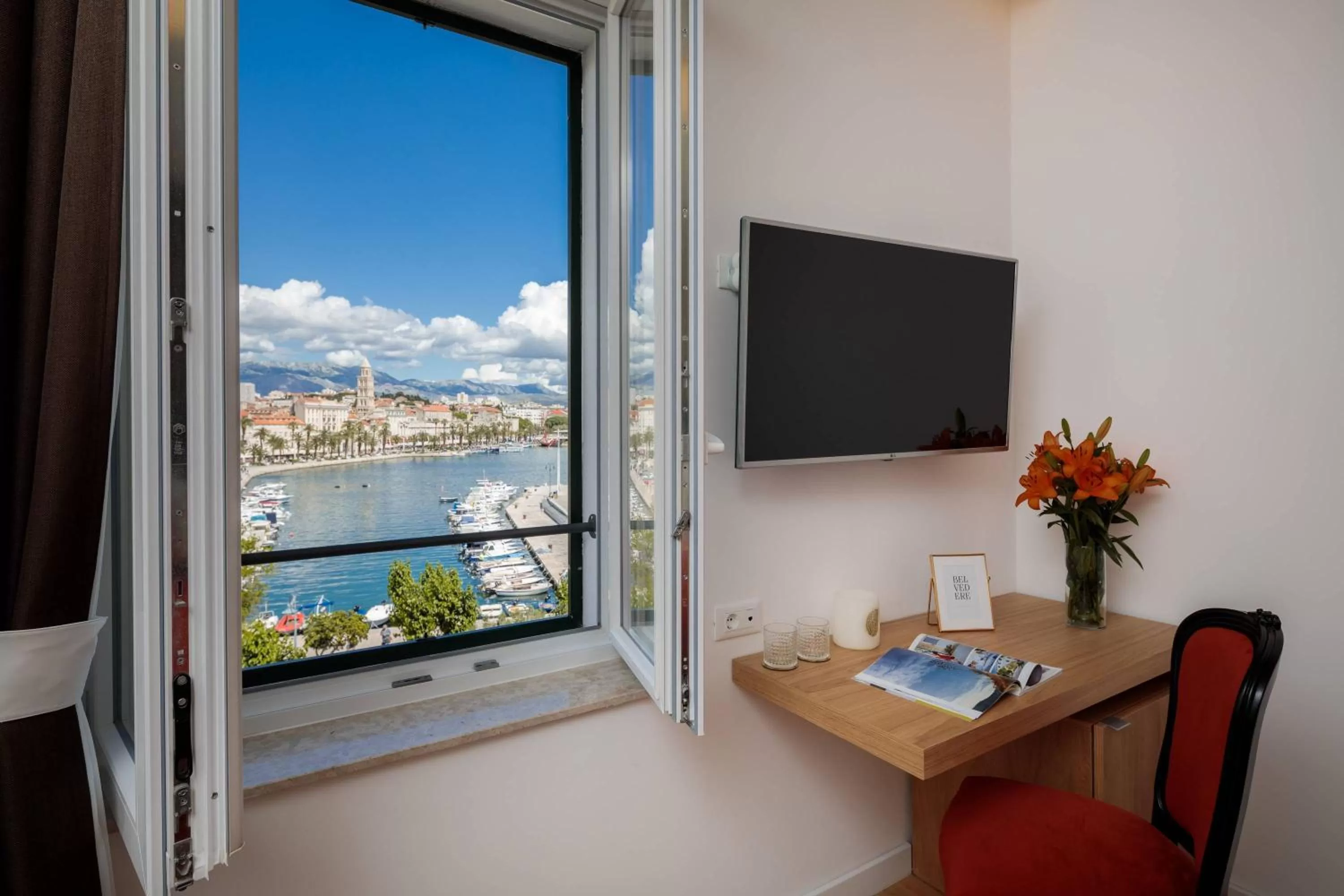 City view in Belvedere Luxury Rooms - Breathtaking View