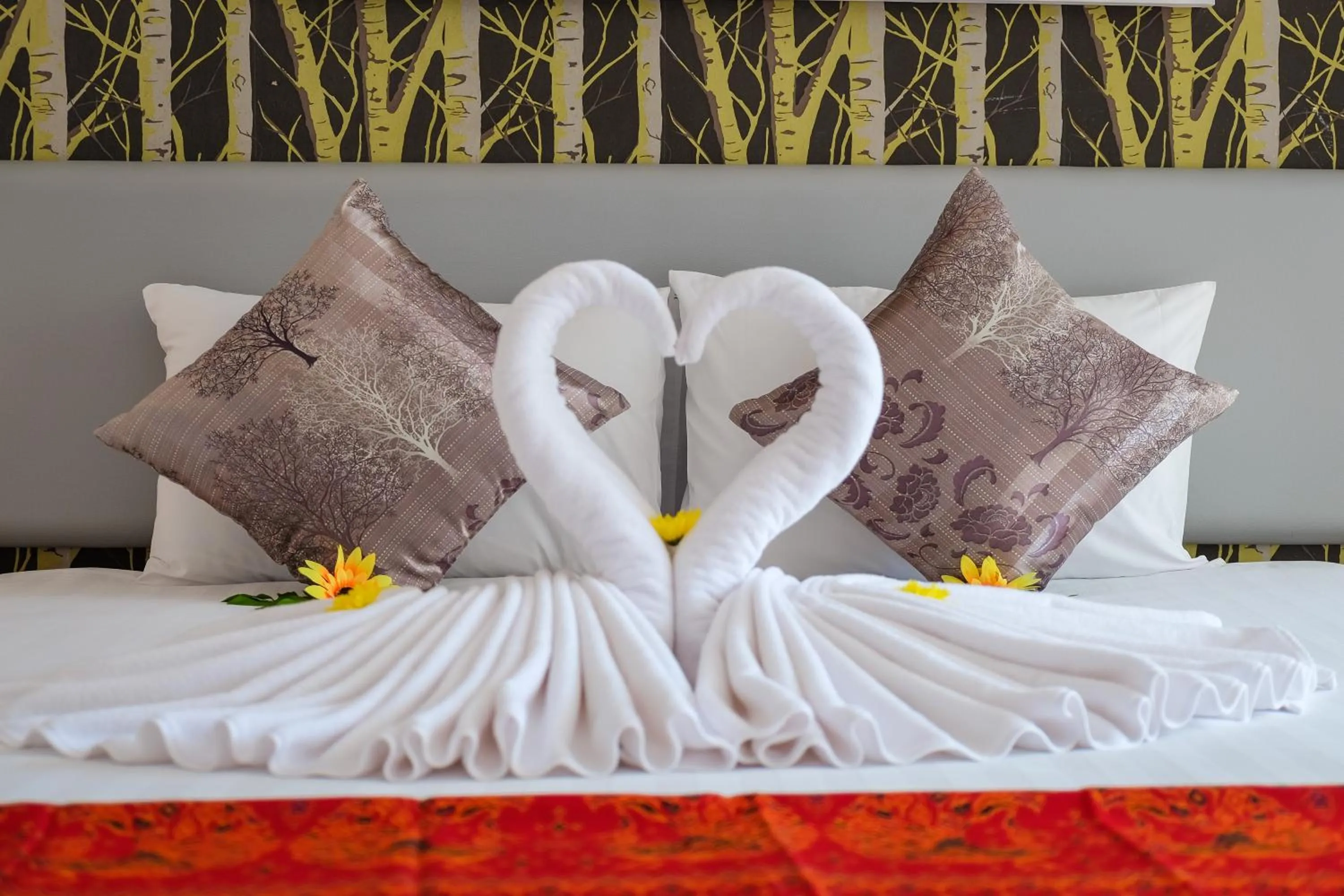 Patio, Bed in ON Hotel Phuket - SHA