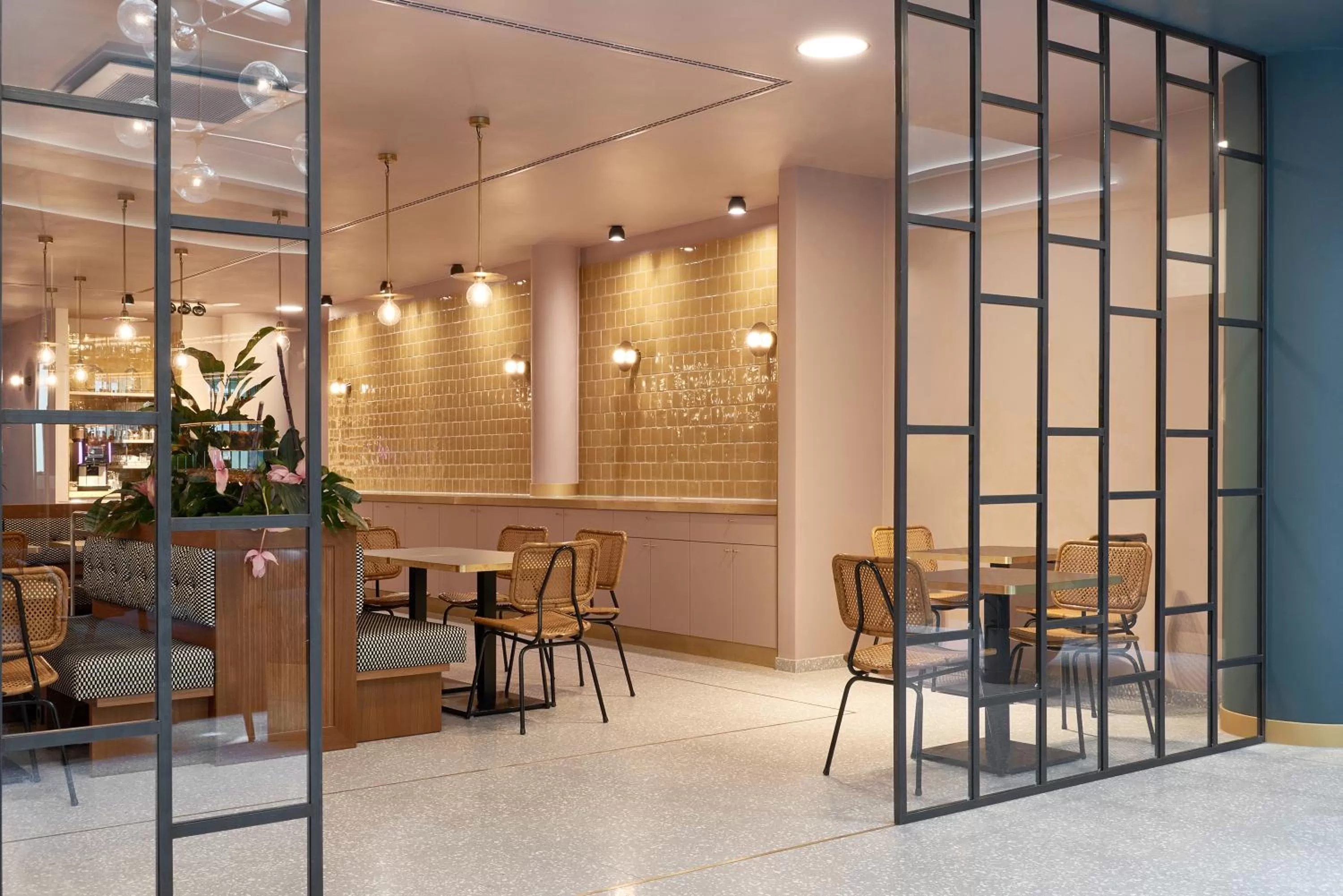 Restaurant/places to eat in Hotel MIO by AMANO