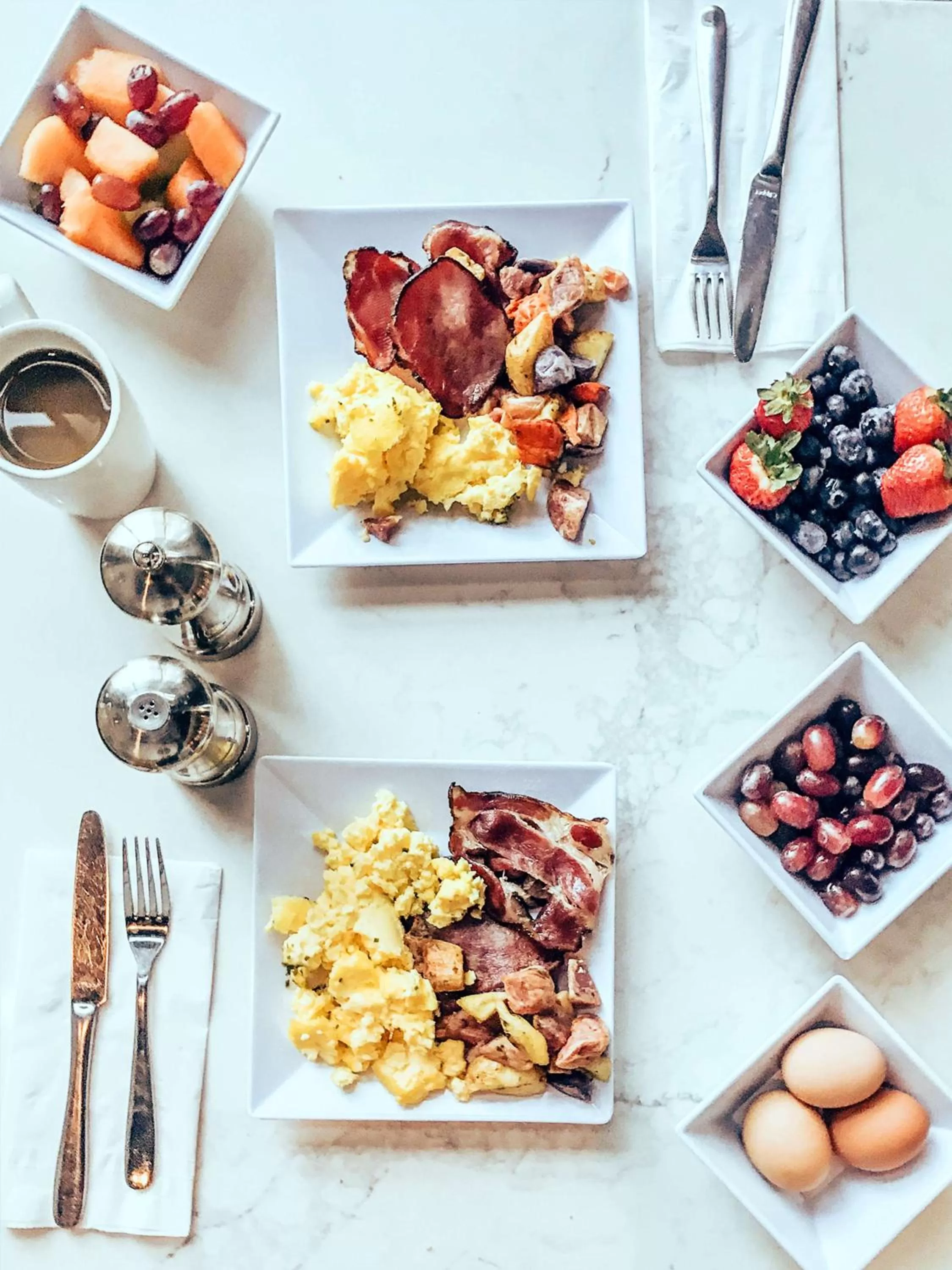 Restaurant/places to eat in Hyatt Place Arlington Courthouse