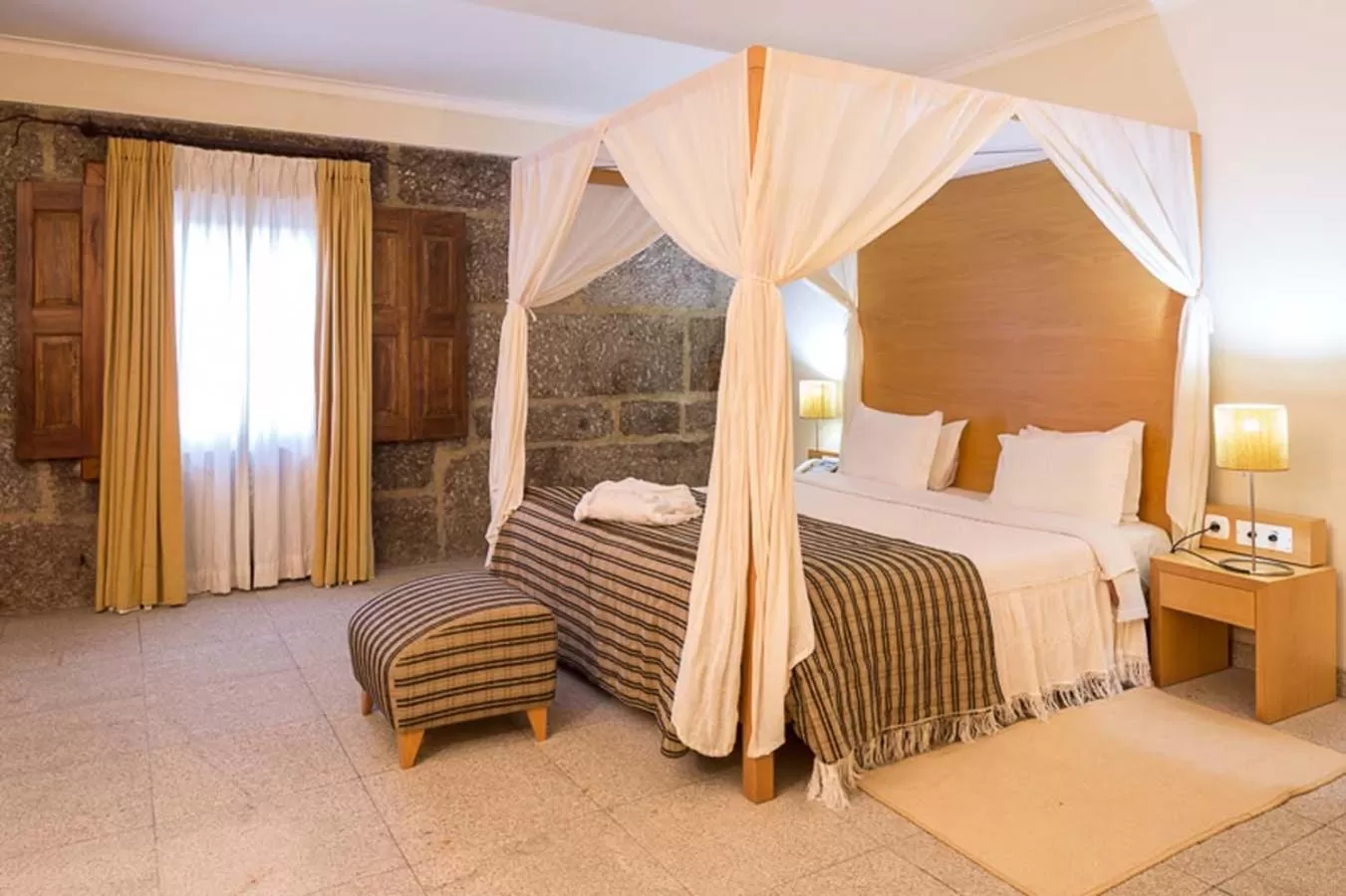 Bed in Hotel Rural de Charme Maria da Fonte