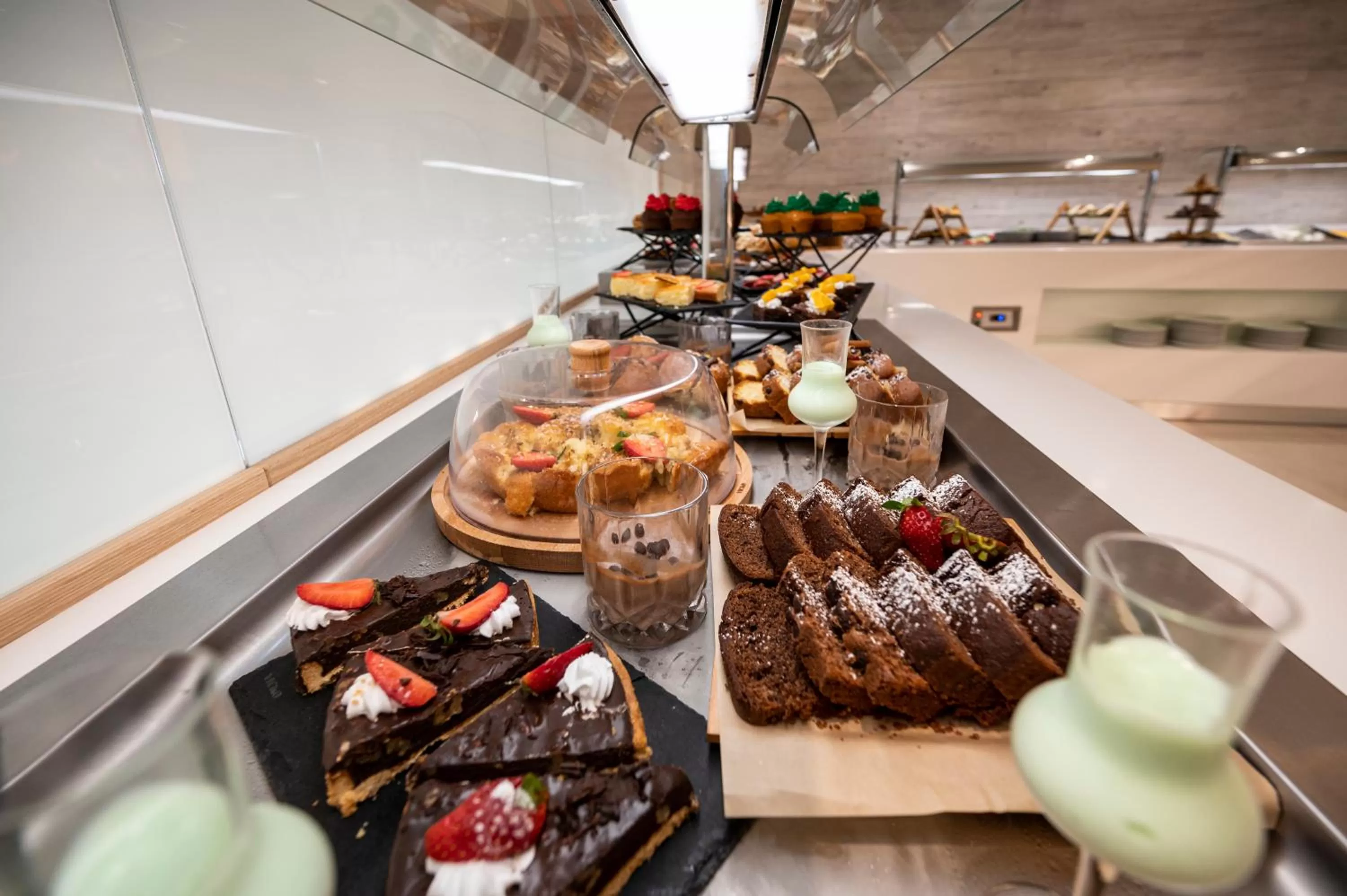 Food in Apollon Hotel