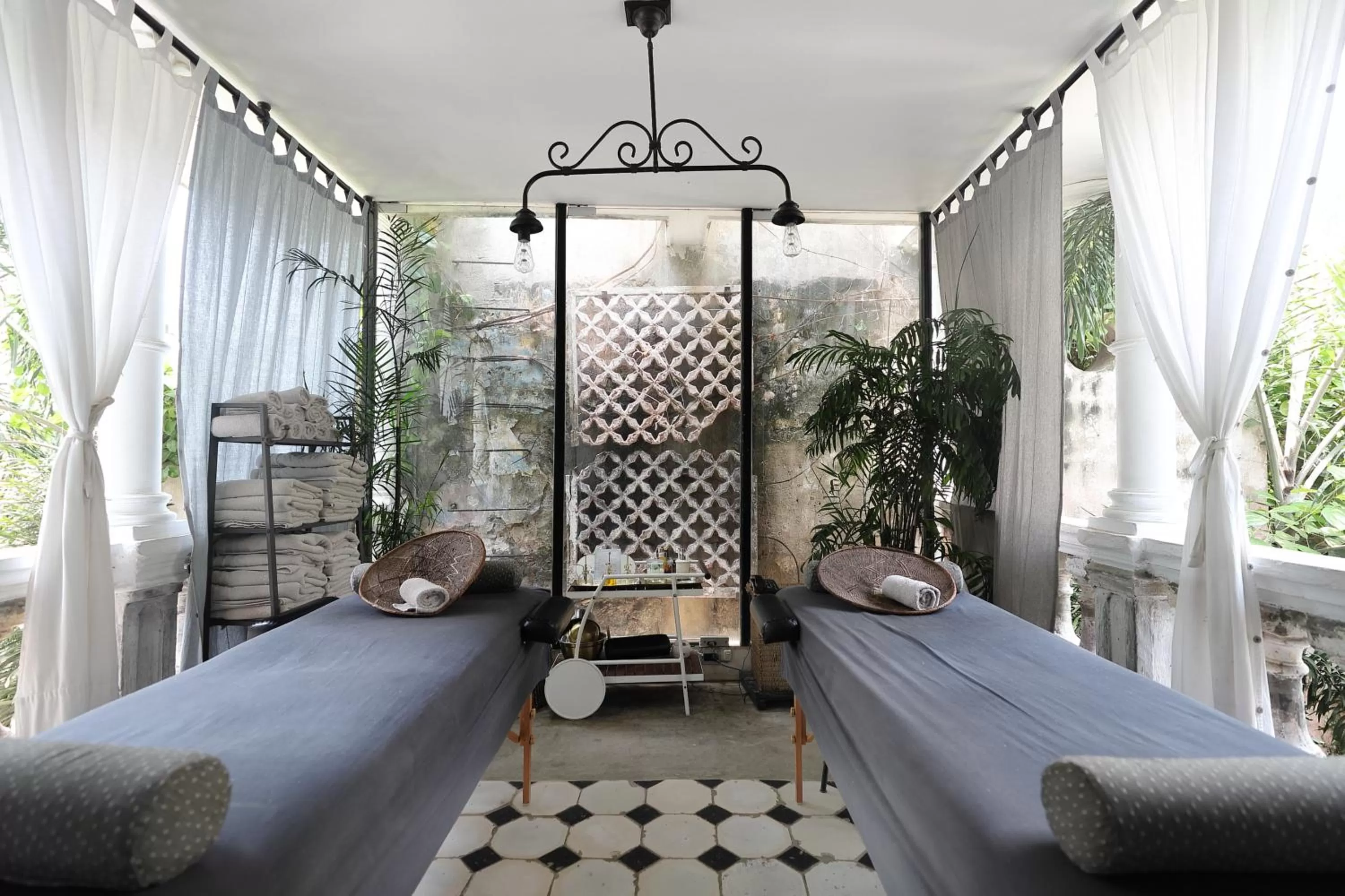 Spa and wellness centre/facilities, Bed in Hotel Casa Lola Deluxe Gallery