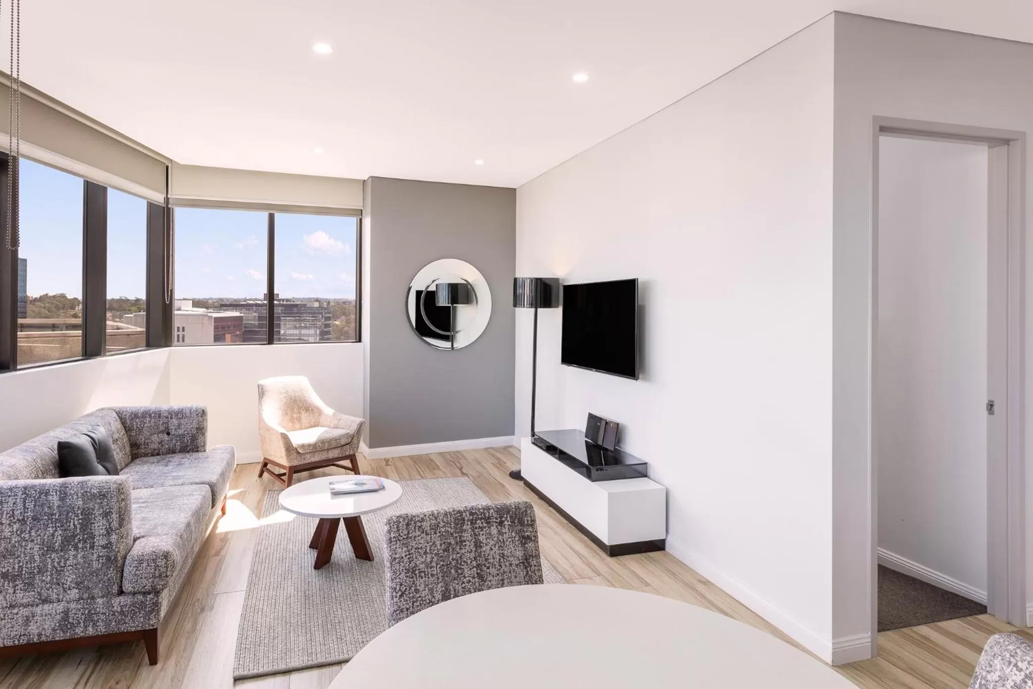 TV and multimedia in Meriton Suites Church Street, Parramatta