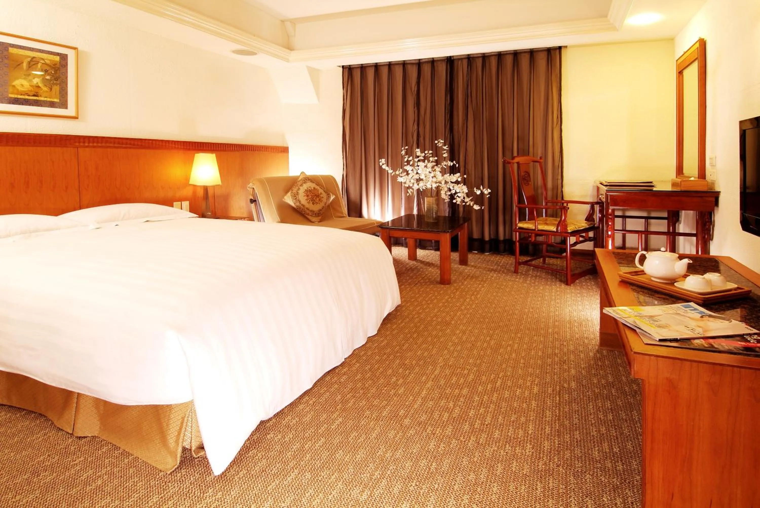 Bed in Kingshi Hotel